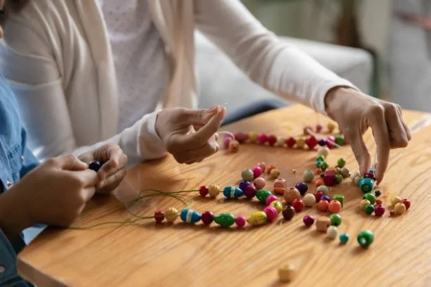 Tuesday Jewelry Making (Grade 1-5)