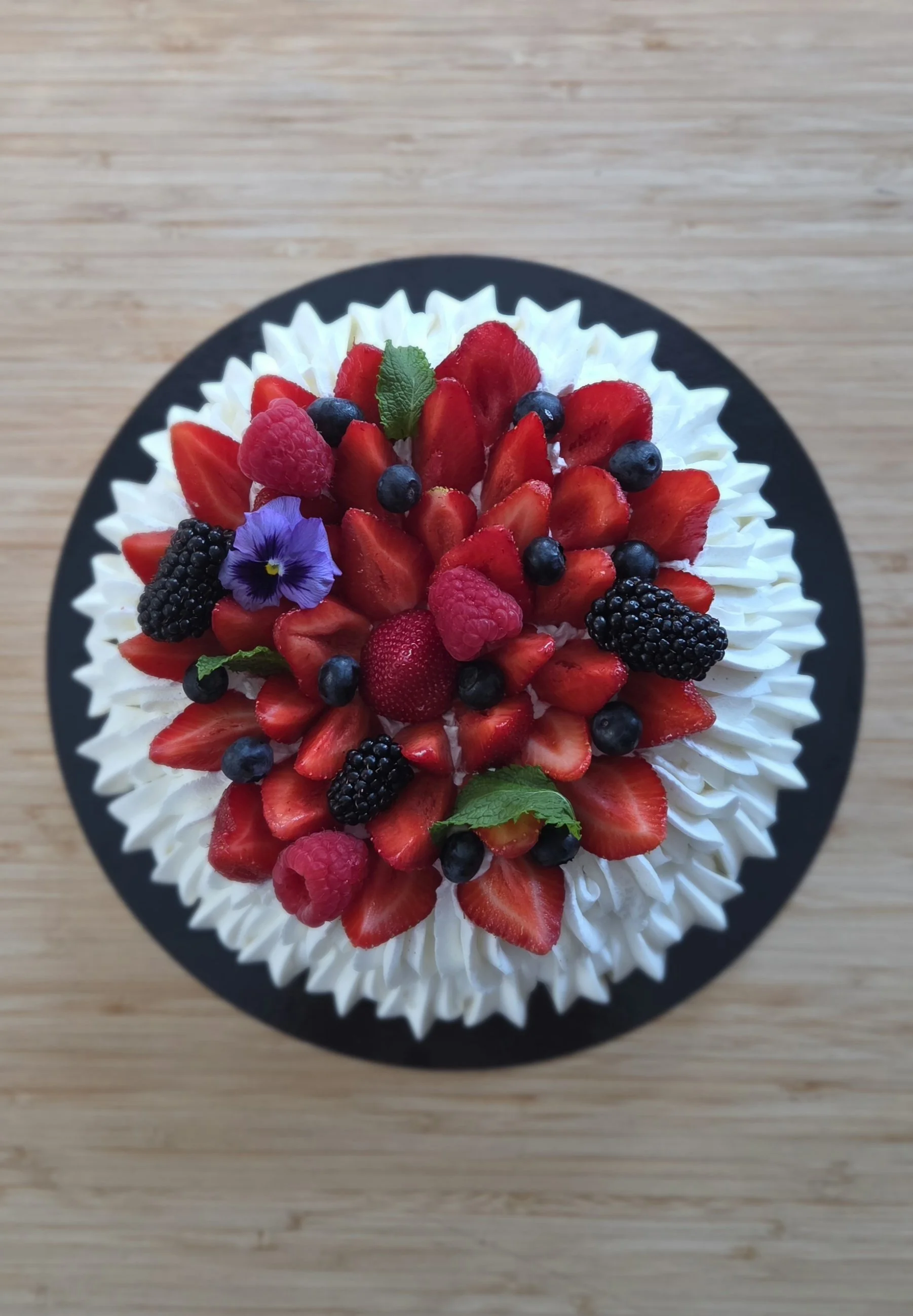 pavlova-patisserie-artisanale-arcachon.jpg