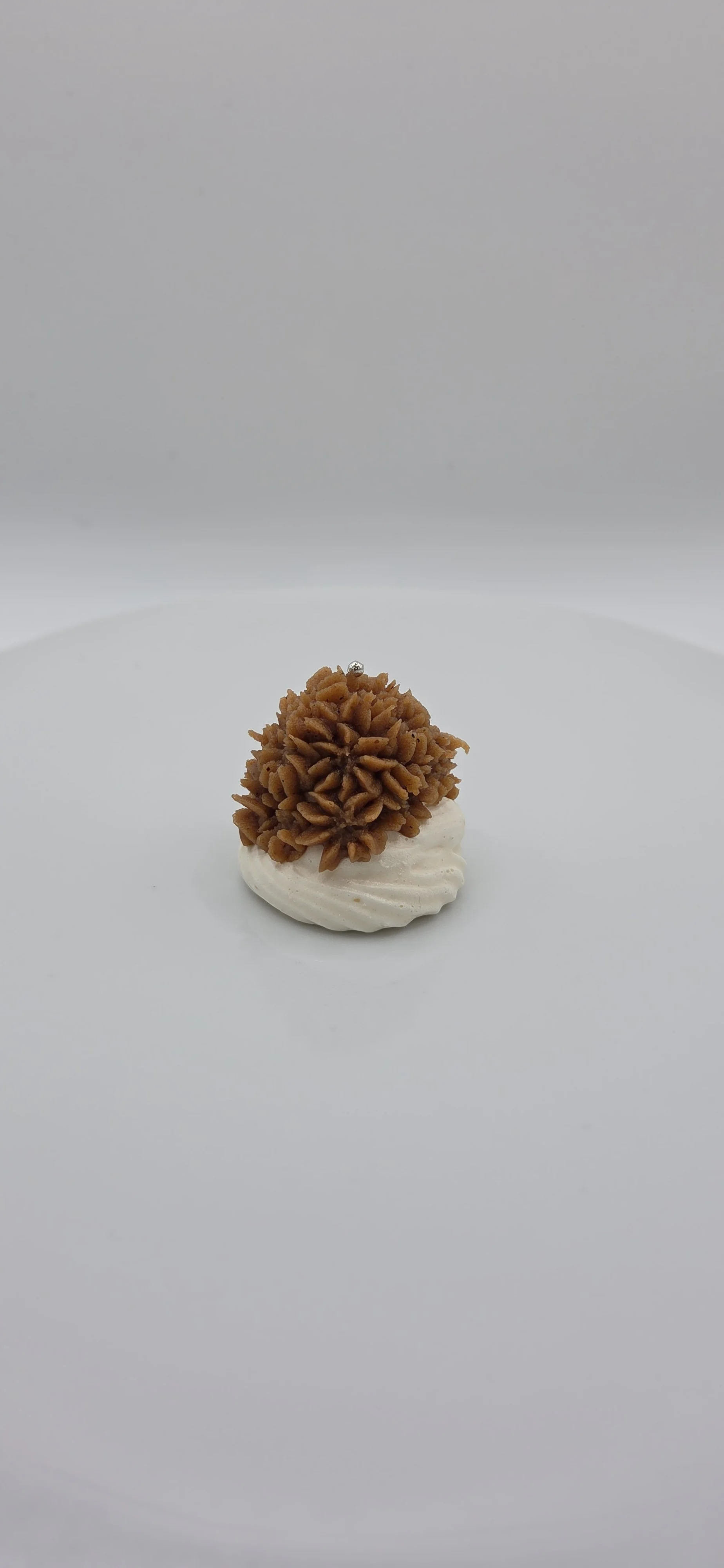 marron-meringue-chantilly-oursin-du-bassin-montblanc-artisanale-arcachon.jpg