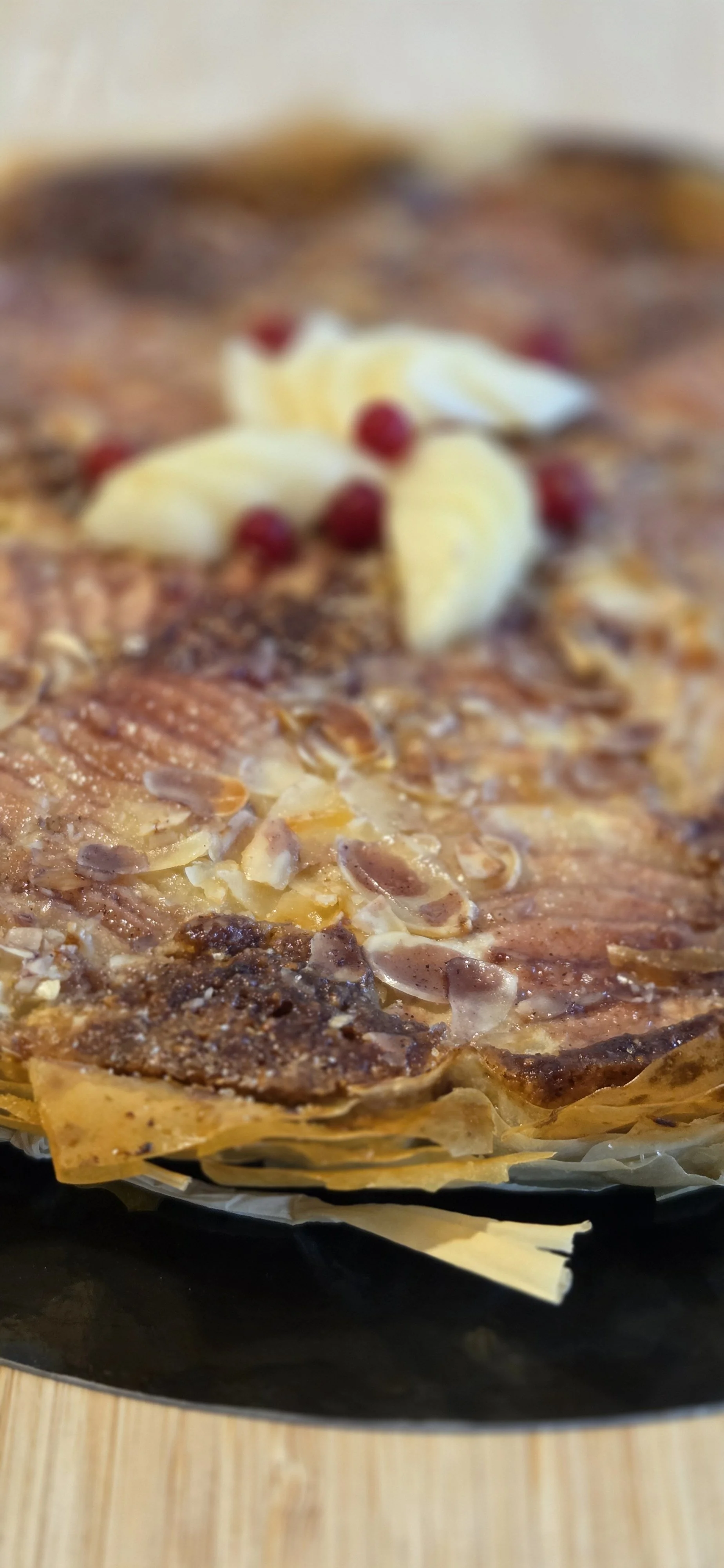 tarte-poire-amande-patisserie-artisanale-arcachon.jpg