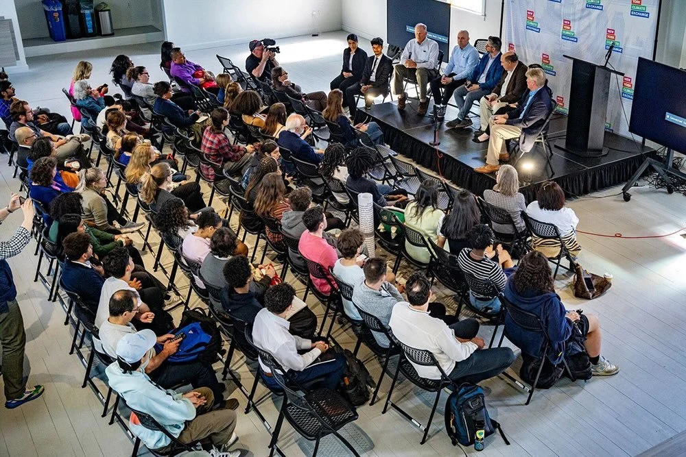 Tune in to @wnyc TODAY at 3pm ET for the broadcast of a new special on #nuclearenergy 📻 This @stonybrooku production followed an event we co-hosted with the Collaborative for the Earth (C4E) on @governorsisland last spring.

"The timing couldn'