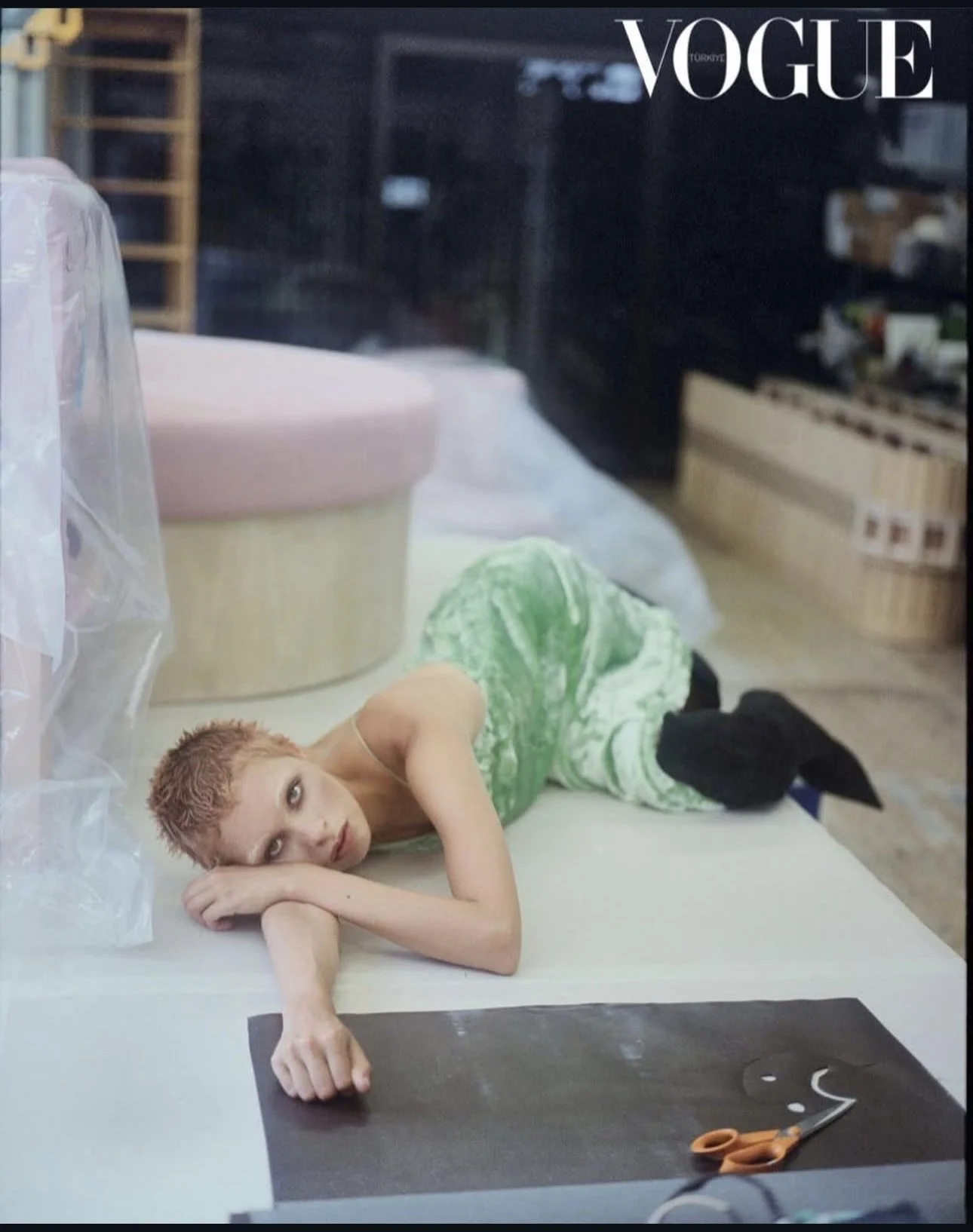 Vogue torkuey november issue -2.jpg