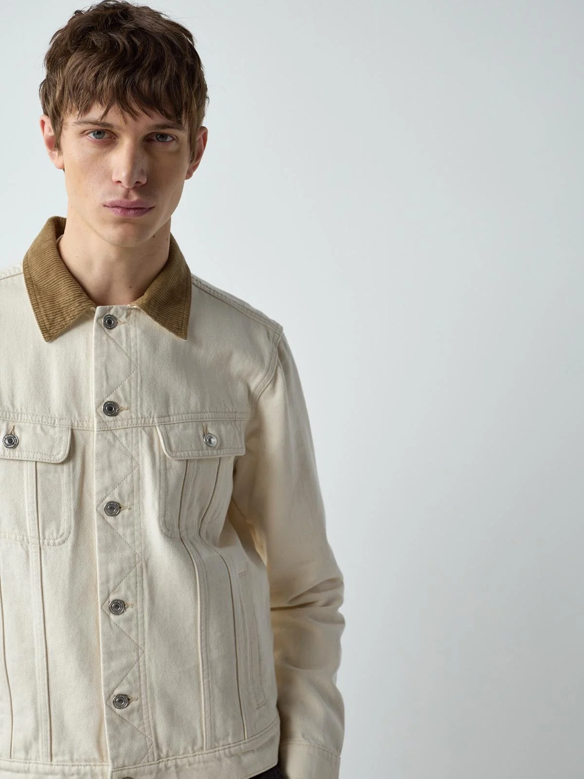 17WhatsApp Image 2025-12-01 at 10.46.53.jpeg