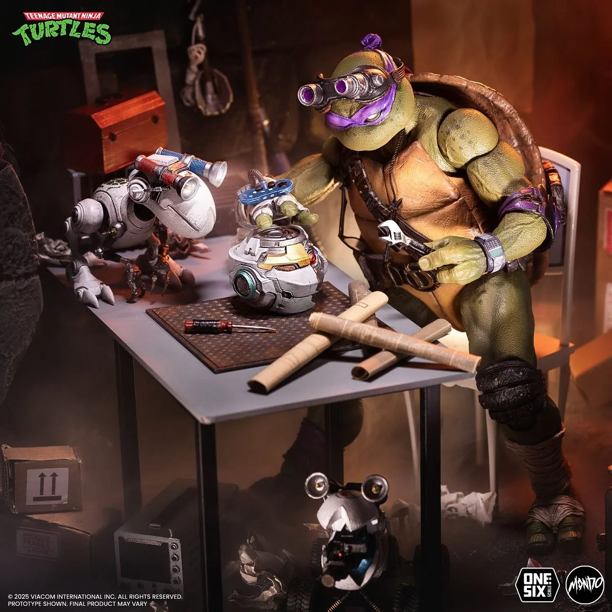 Pictures courtesy of Mondo.  Just got the official word from Mondo that Donatello Pre-Orders have begun. Statistically speaking, this might be the most tubular Donatello ever made. 

This @mondonews release is 100% cowabunga-certified.  Teenage Mutan