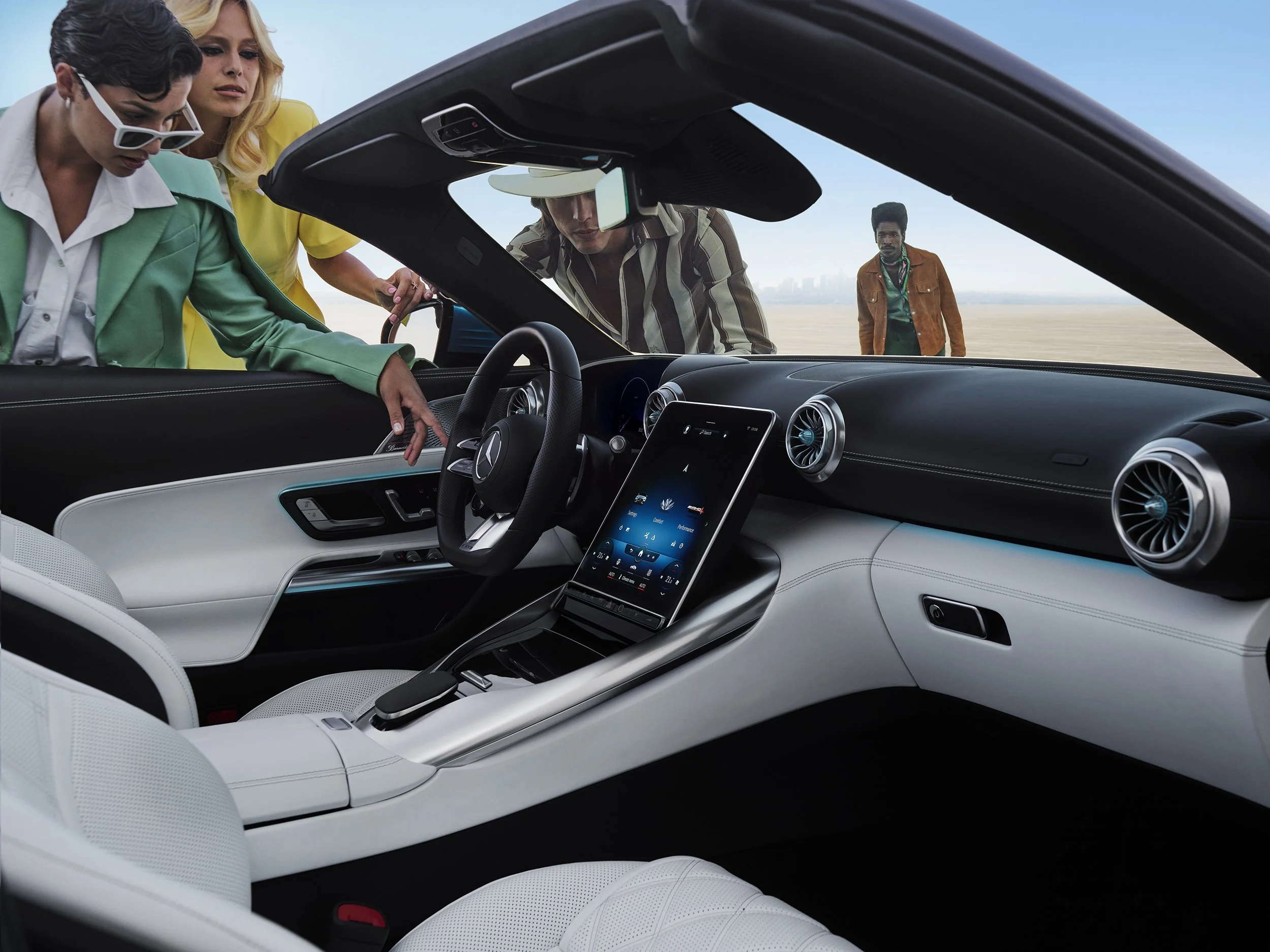2021_JULY_24_AMG_MERCEDES_HERO_SHOT_09_SL43-473-COMP-f2_small.jpg