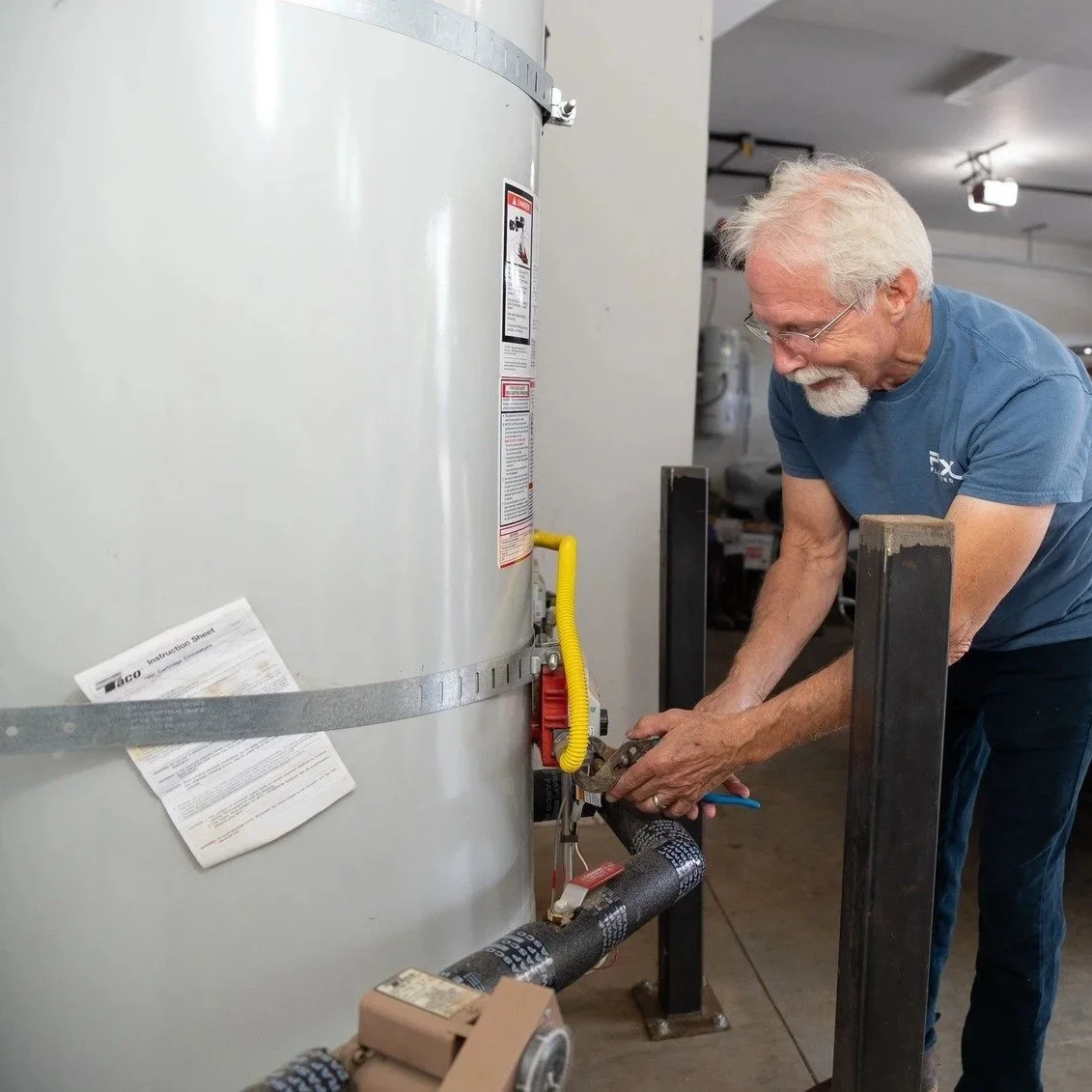 Comparing PEX vs CPVC for Hillsboro homes: key differences in flexibility, durability, and installation impact.