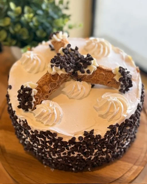 Cannoli Cake 2.jpg