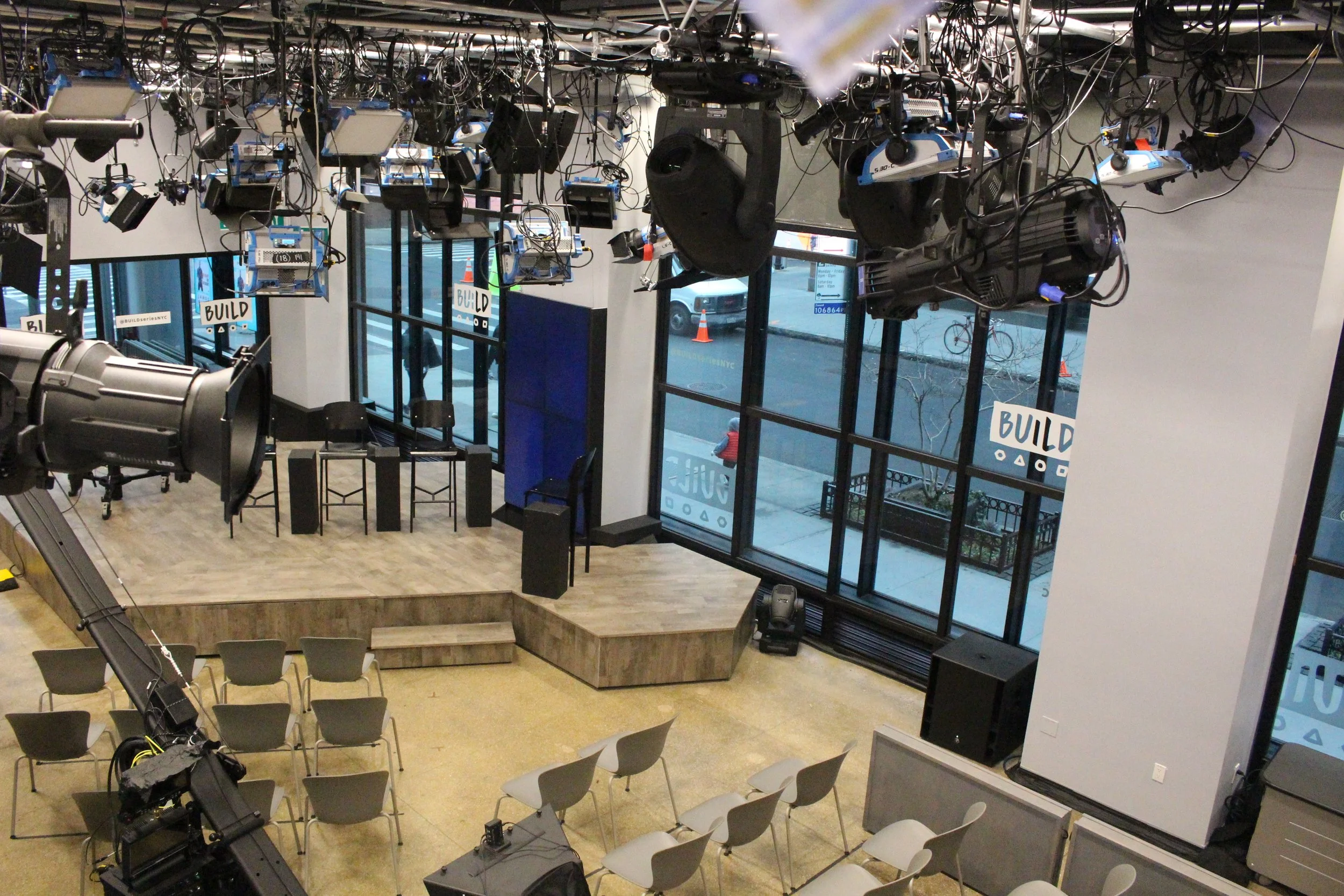 aol build - a commercial project by Quest