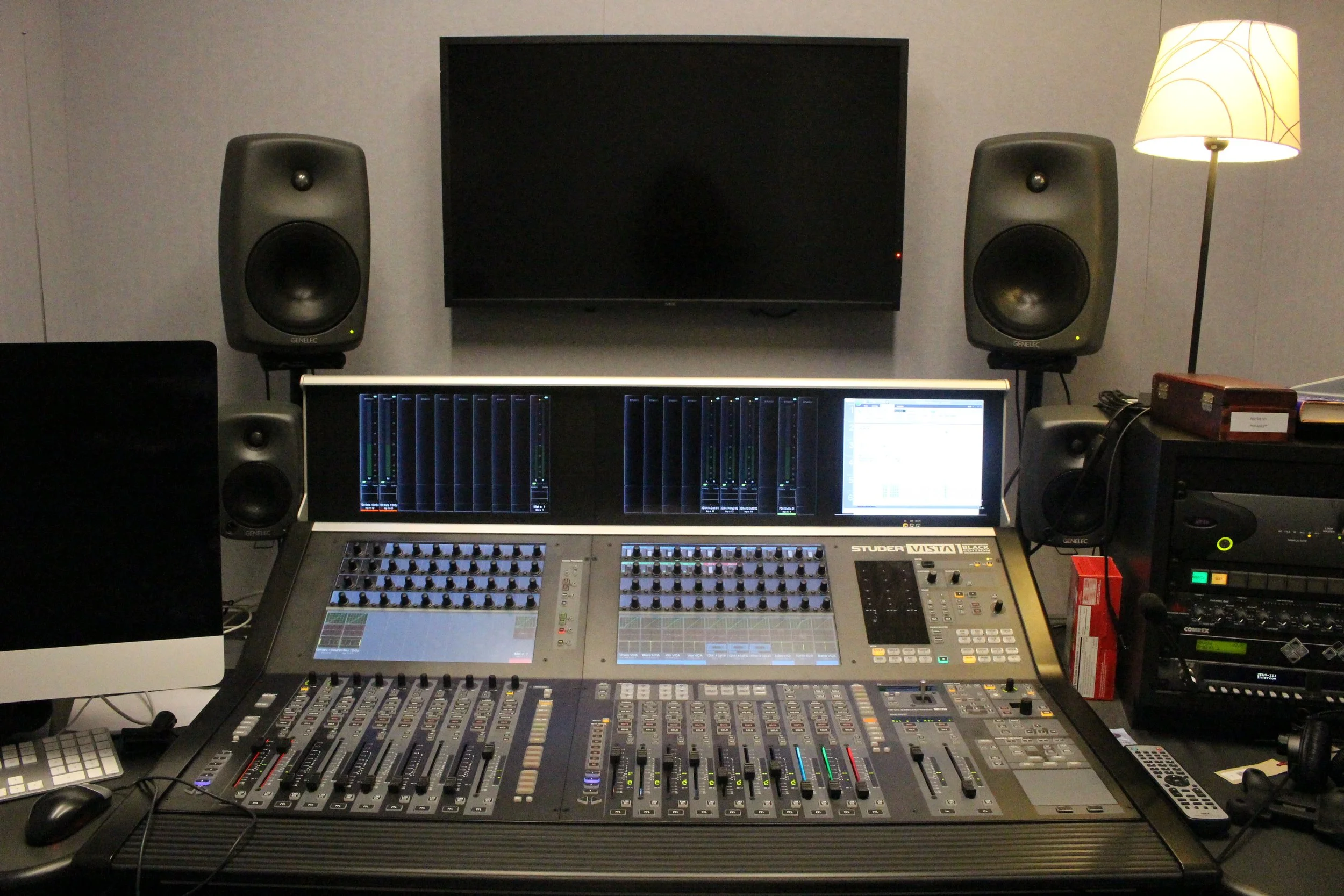 aol build - a commercial project by Quest