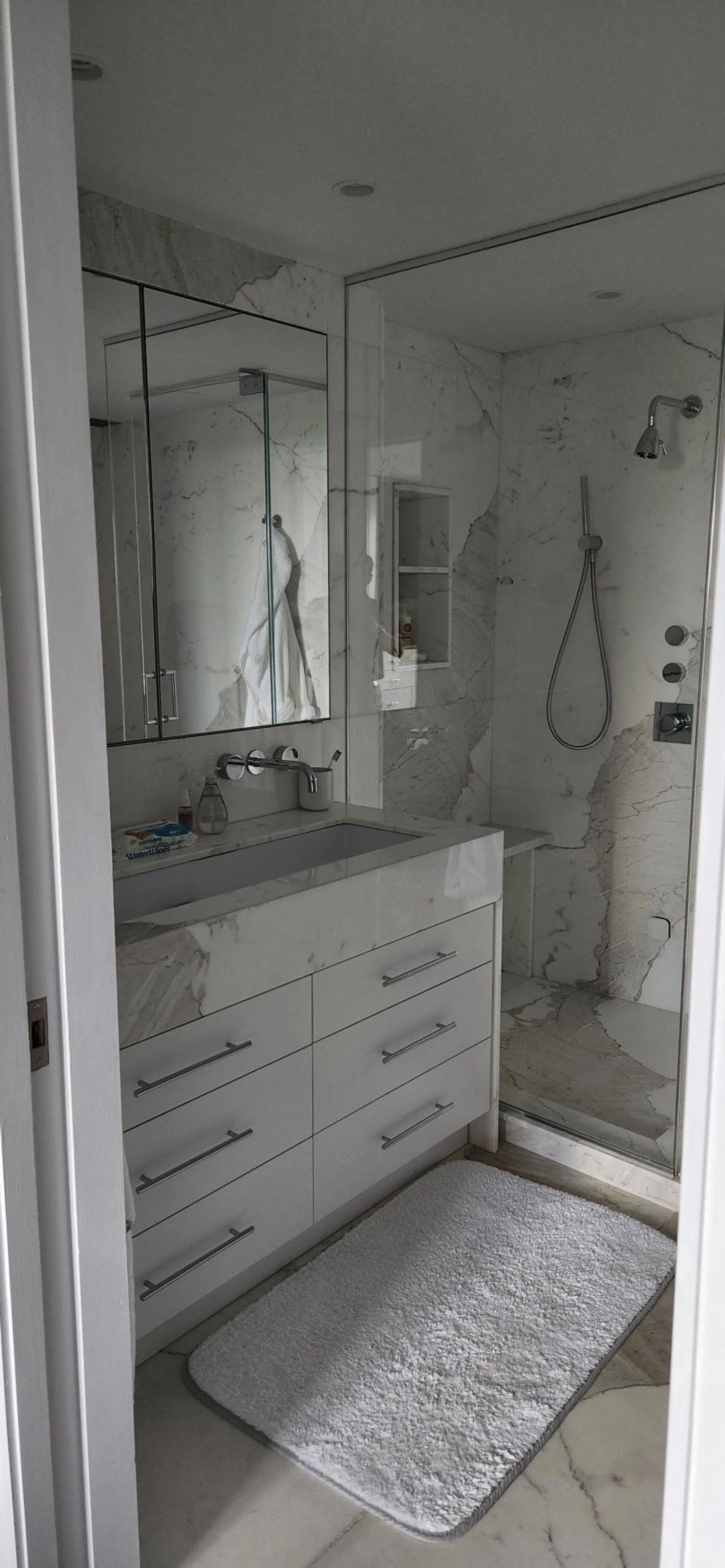 essex house - a hospitality project by Quest