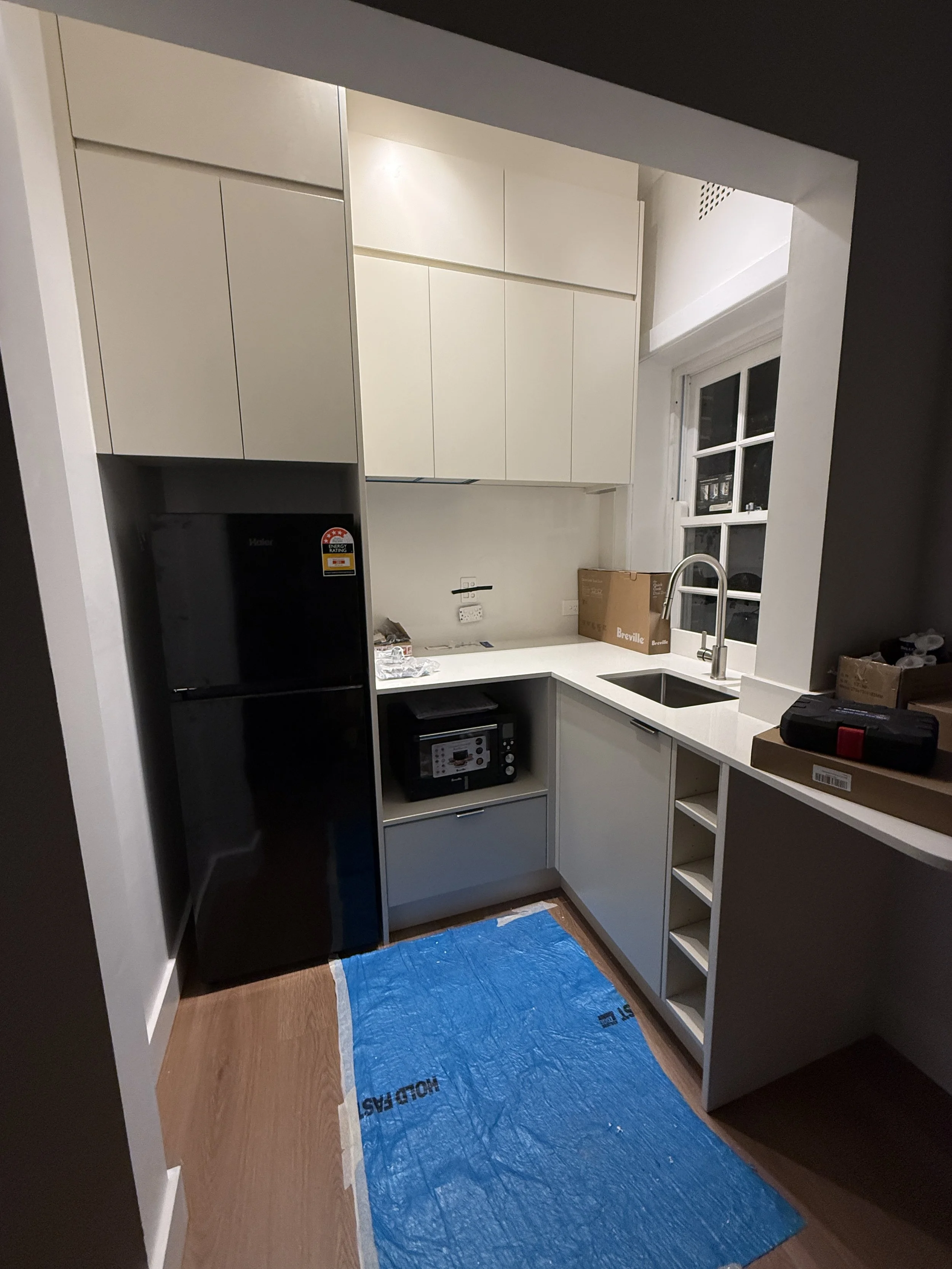 21 (kitchen hero shot).JPG
