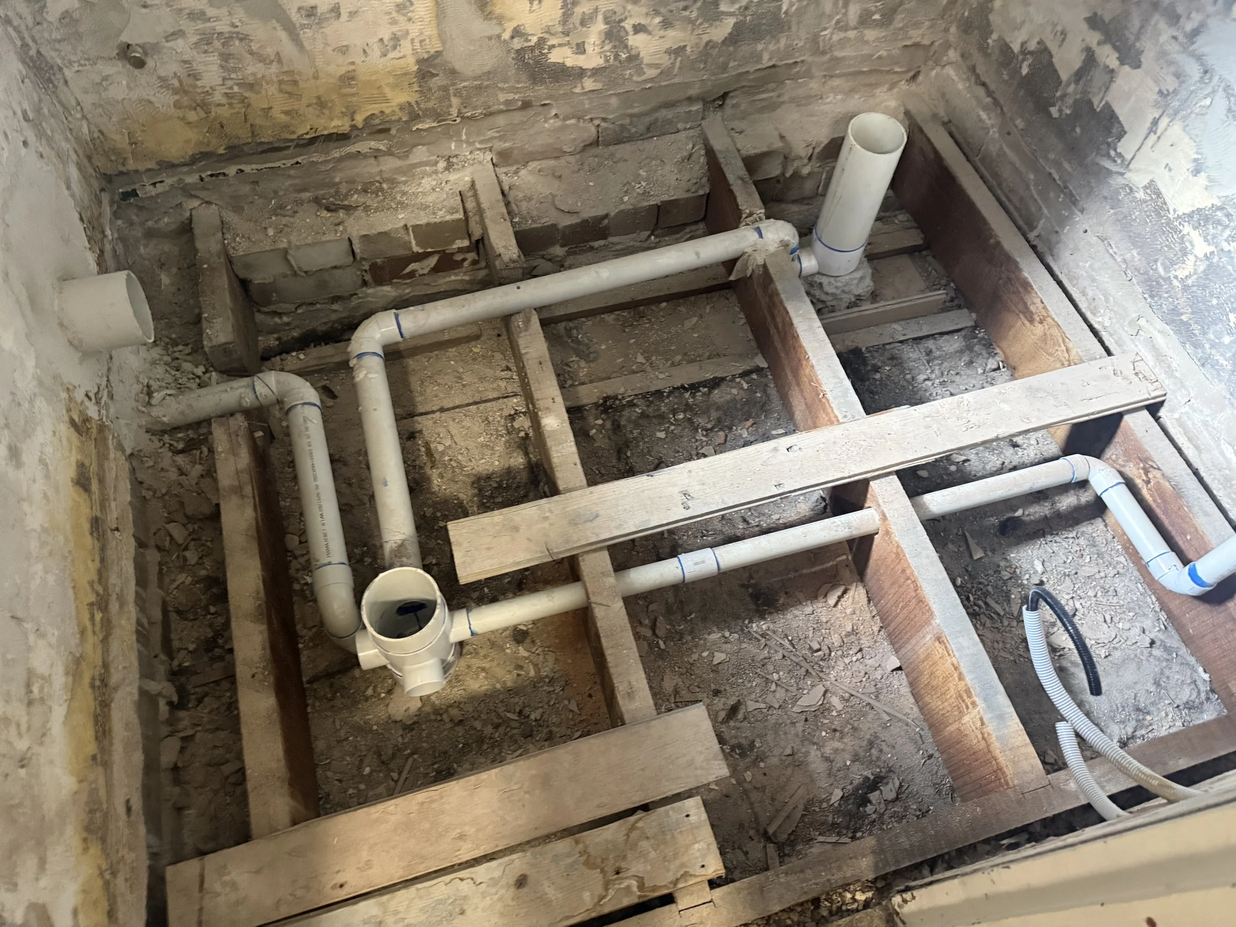 10 (toilet plumbing).JPG