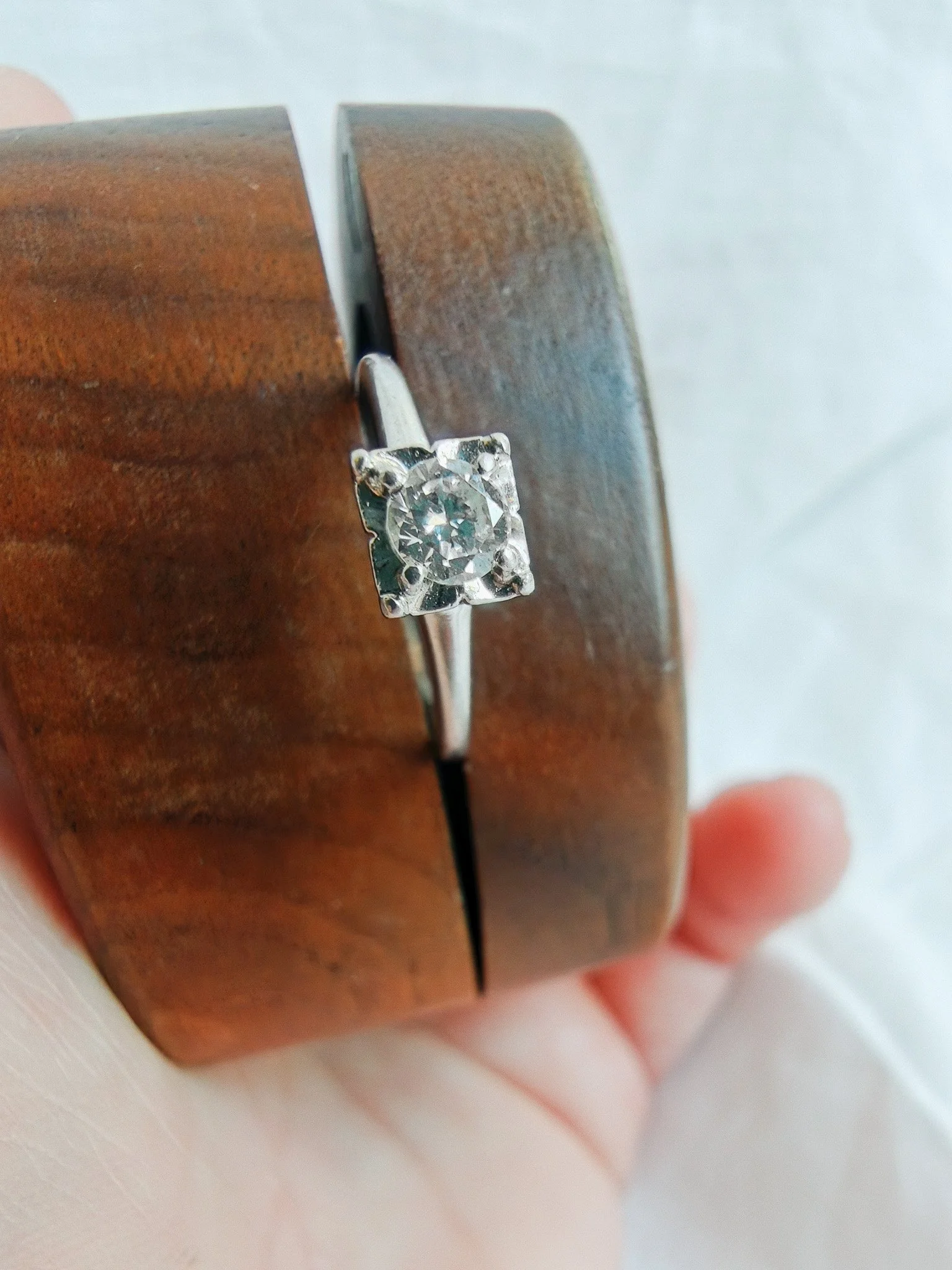 Traub Platinum Solitaire Diamond Ring (1158 of 22).jpg
