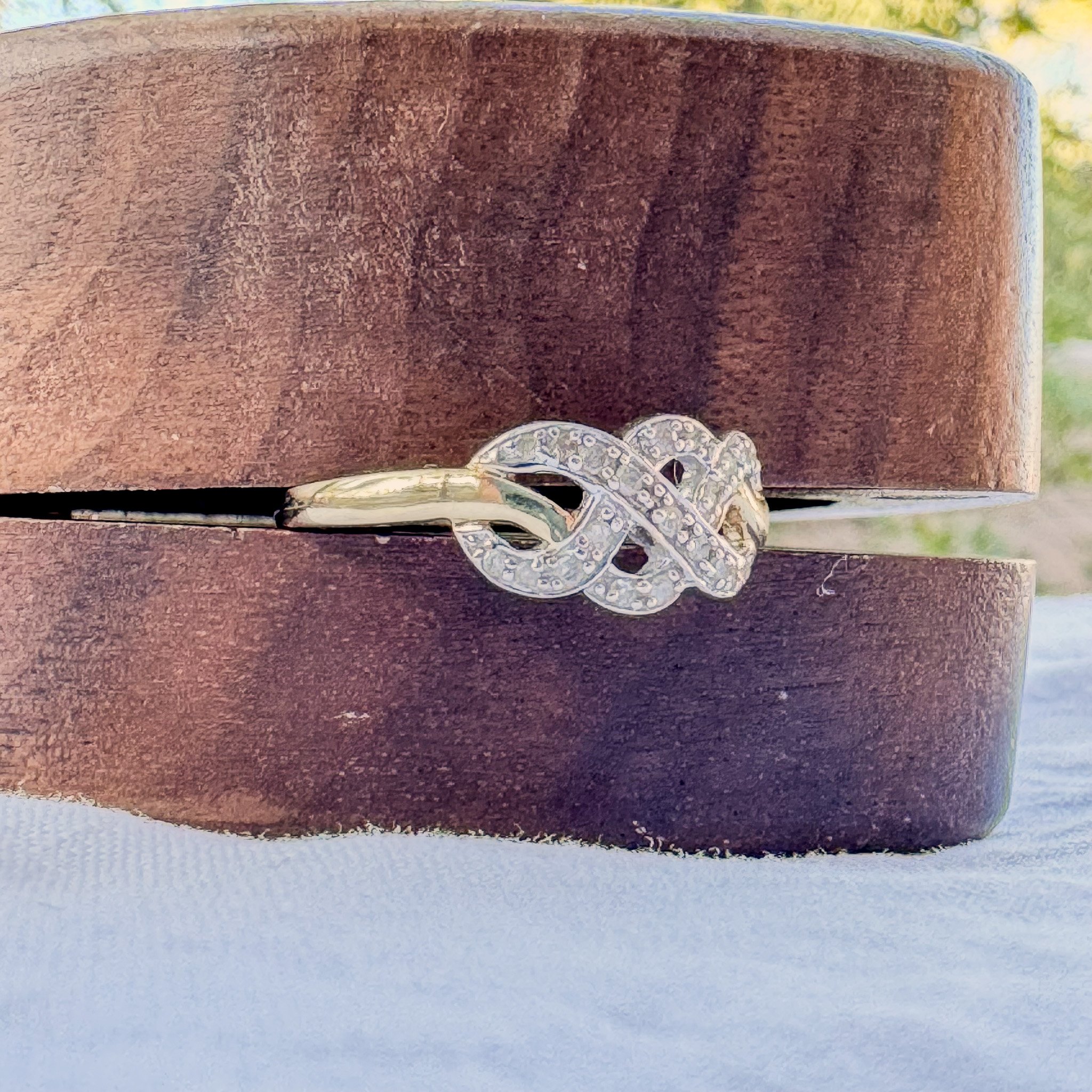 Vintage 9ct Gold Pave Diamond Infinity Knot Cluster Ring, Dainty Twist Ring, 375 Gold- (206 of 29).jpg