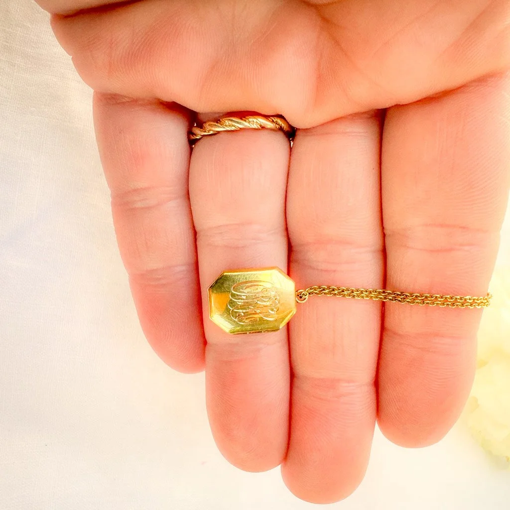 Antique Gold locket charm-15.jpg