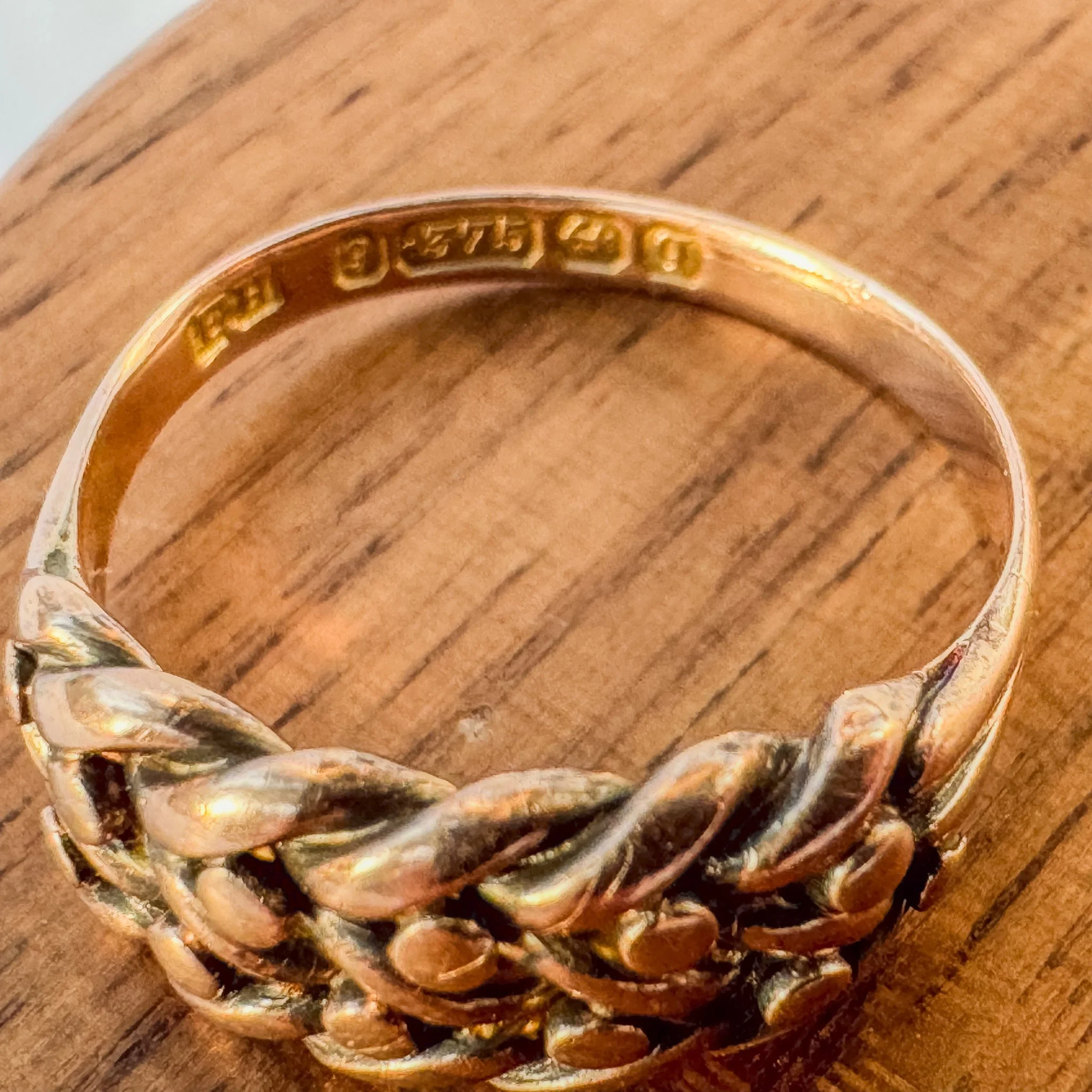 Gold keepers ring antique 1915 (5 of 38).jpg
