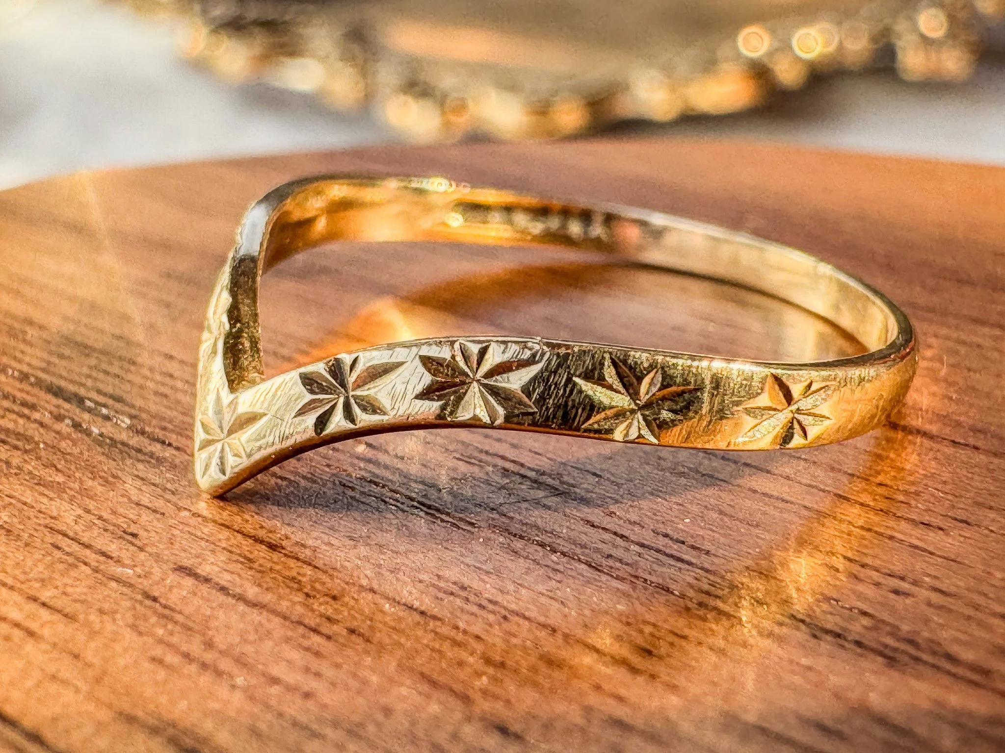 Gold Wishbone Ring, Vintage (13 of 26).jpg