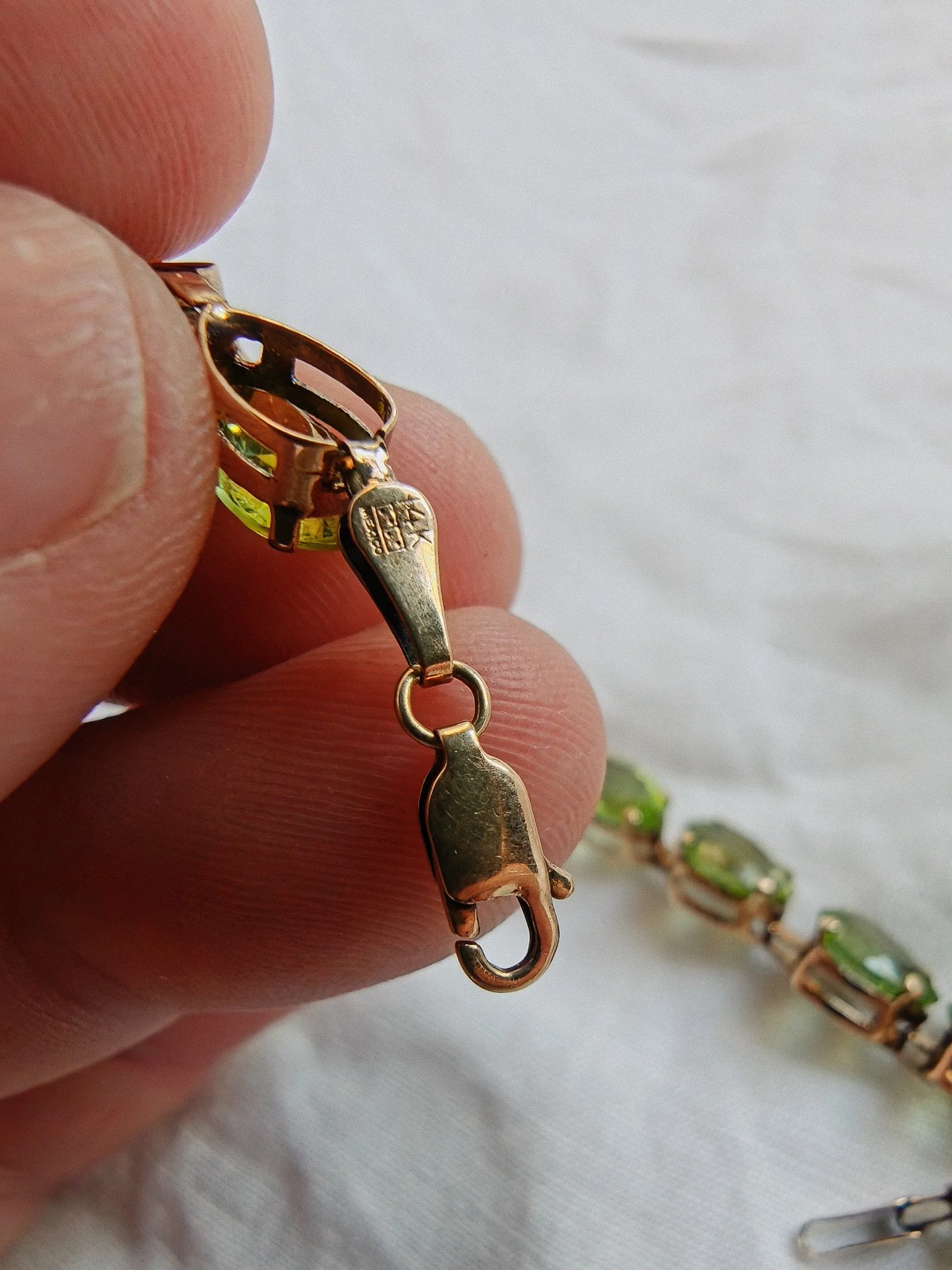 Peridot Imperial Gold Co Bracelet (1024 of 15).jpg