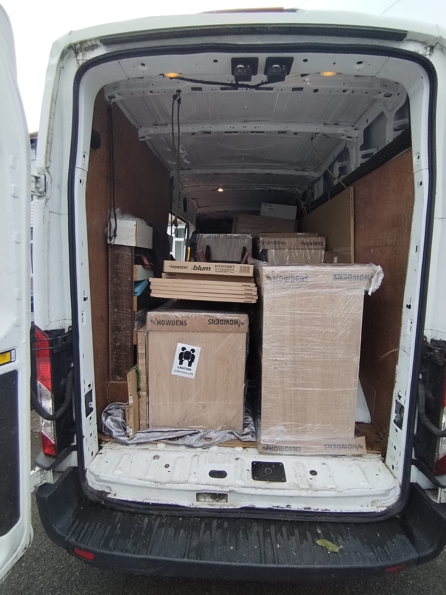boxes-howdens-large-van.jpeg