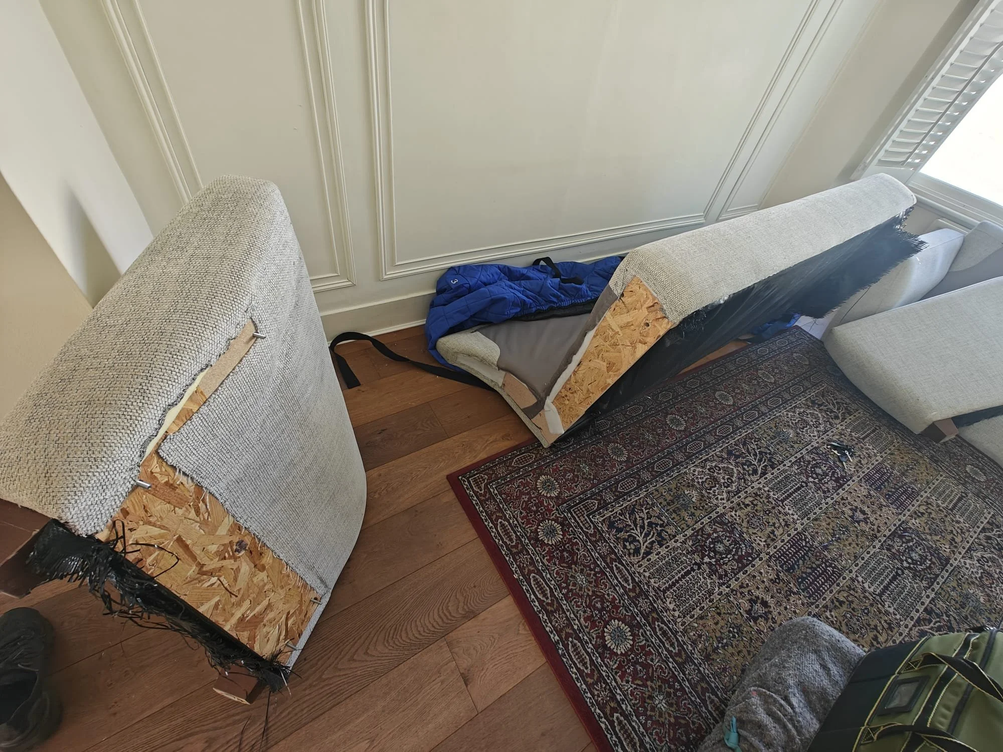 dismantled-sofa§.jpeg
