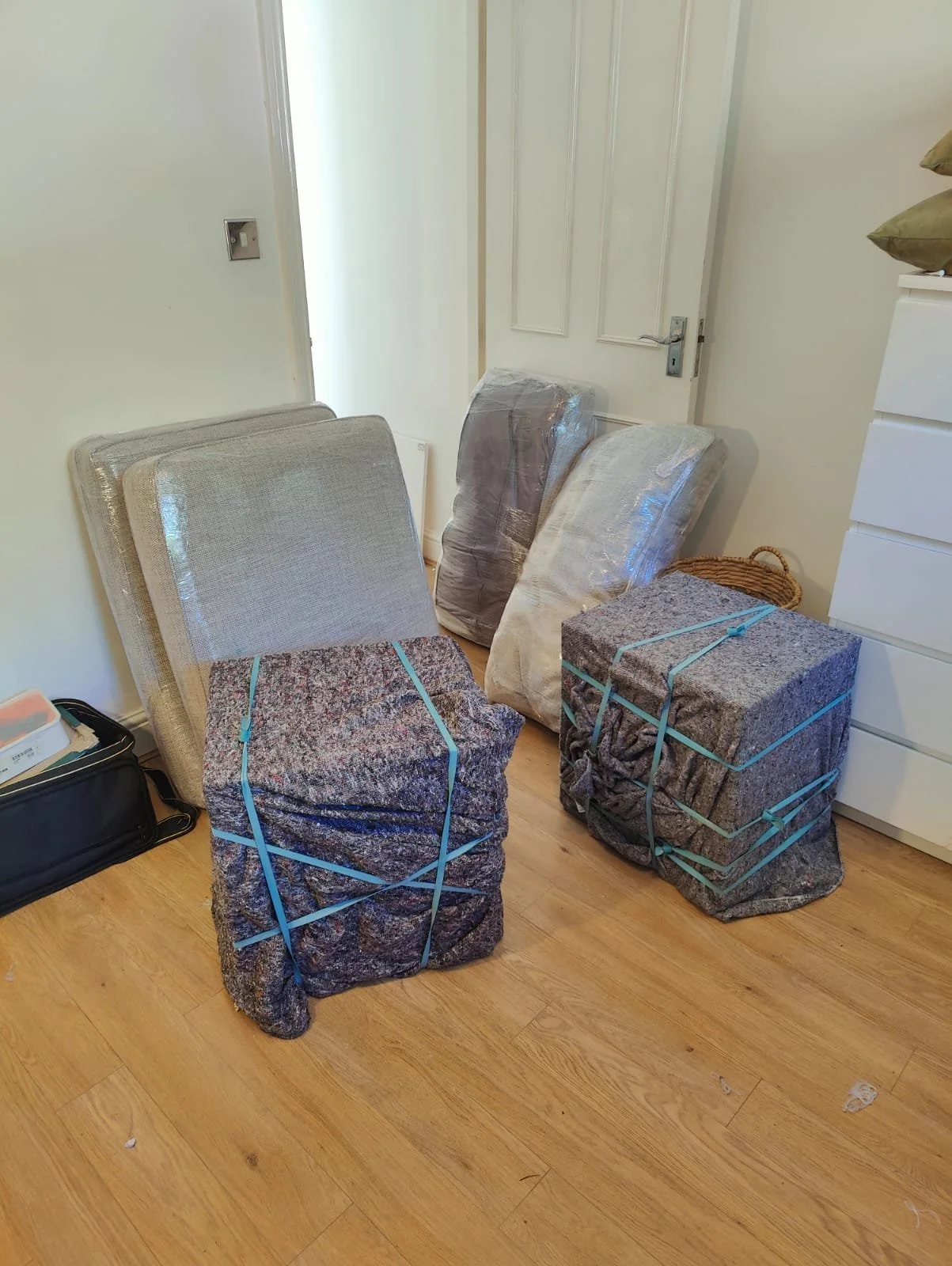 protective-material-seran-wrap-removal-blankets.jpeg