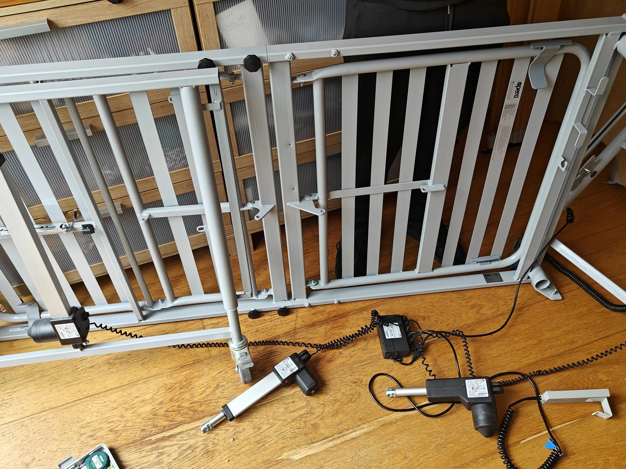 hospital-bed-disassembly-and-reassembly.jpeg