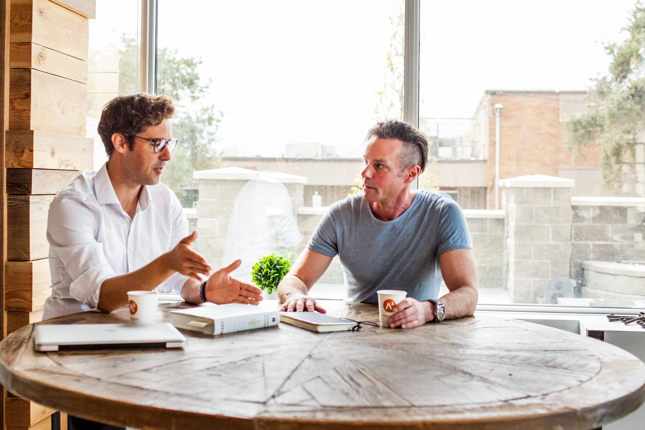 Donor connecting with Wave Philanthropy for services.