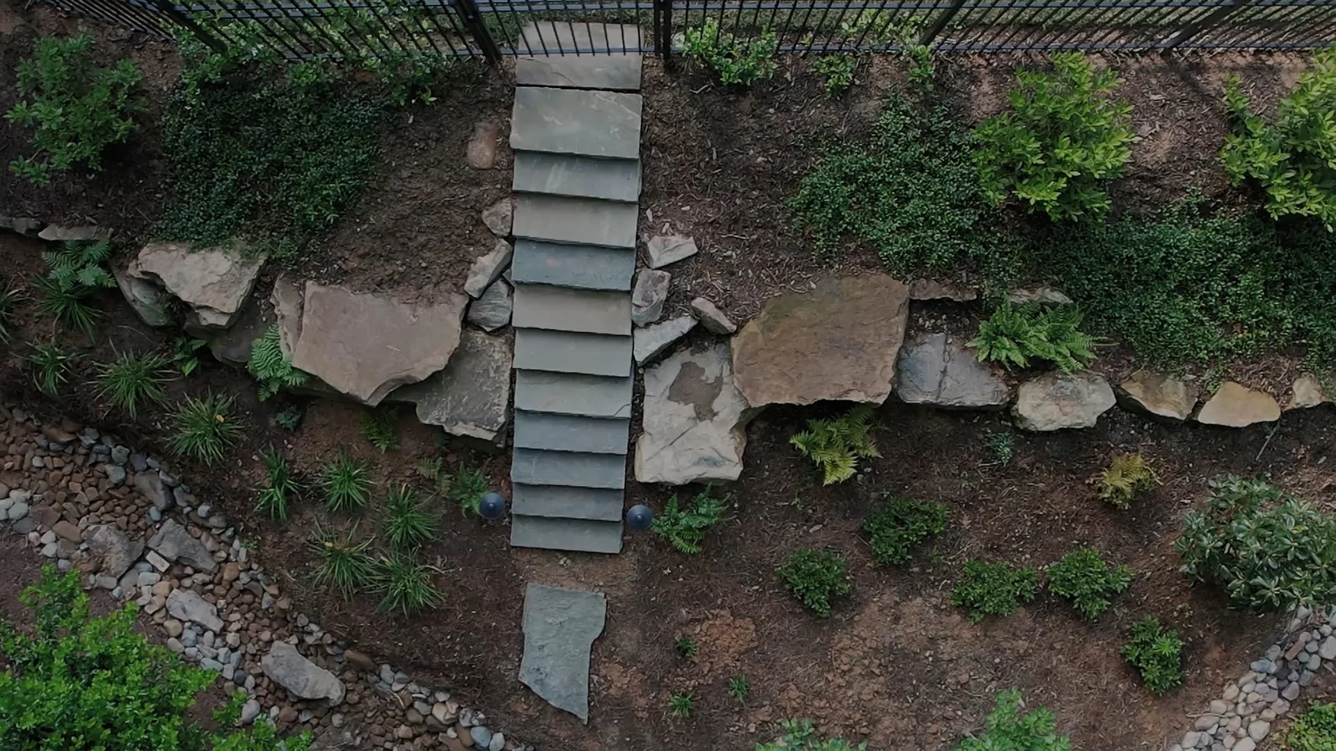 1080p 23.98.00_00_24_02.Still001.jpg