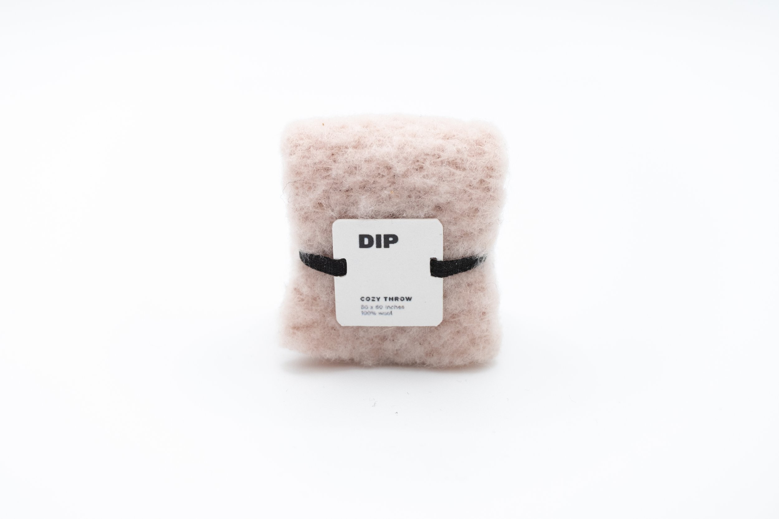 Dip Cozy Throw