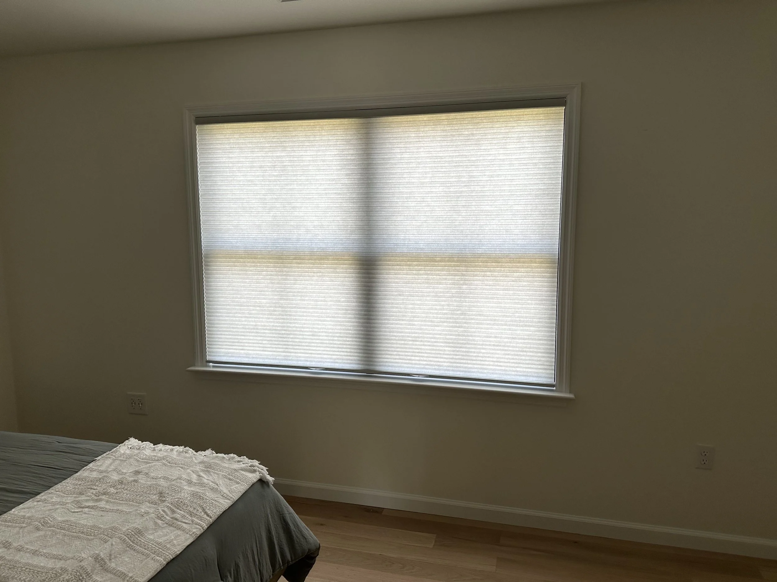 RollerShade_Bedroom_SpaceEK_01.jpg