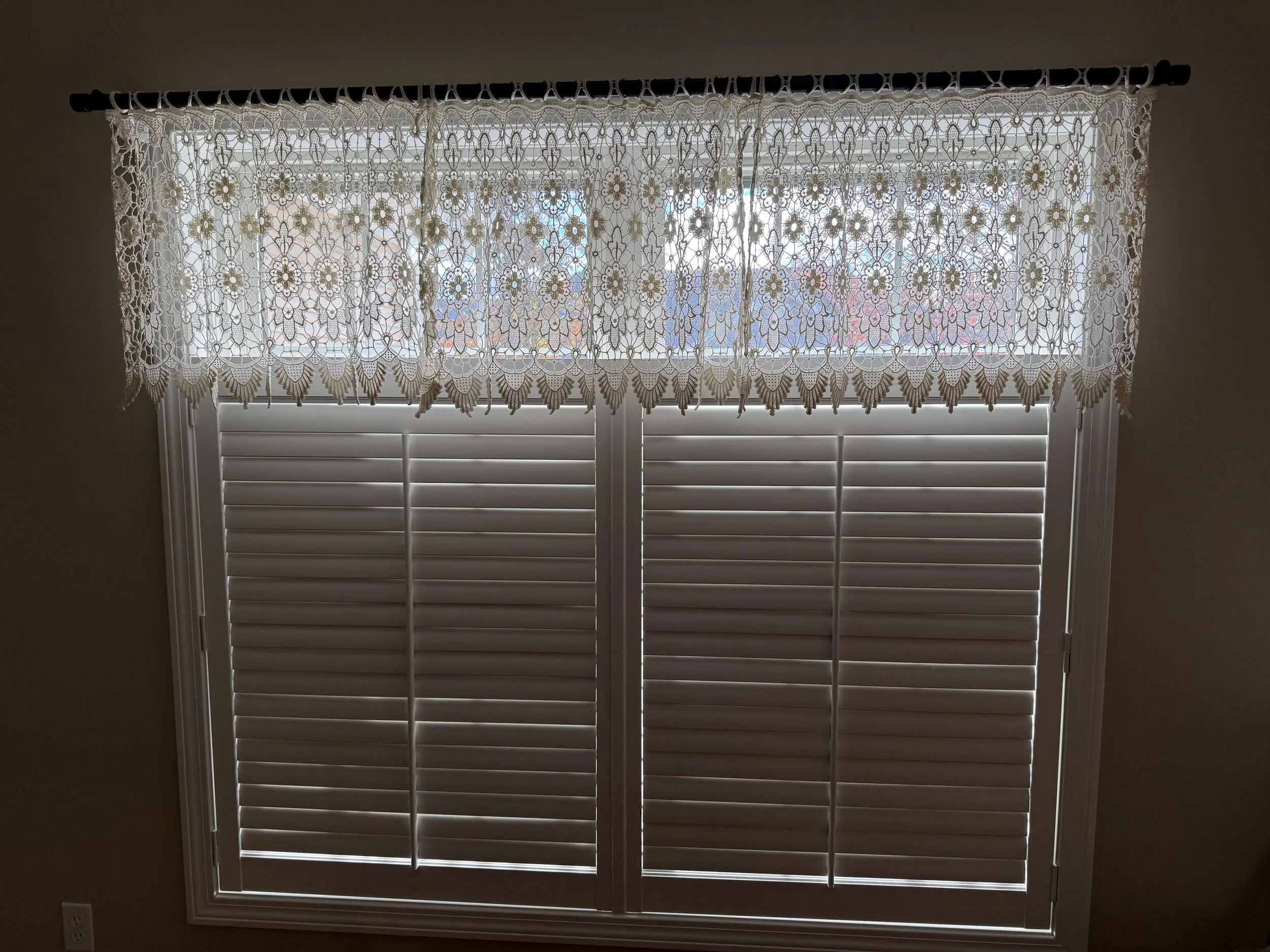 3_4 Shutters_Bedroom_SpaceAB_01.JPG