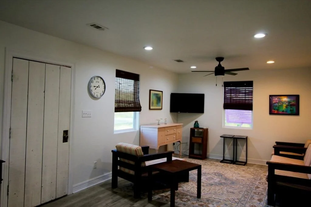 1061 O'Neil Rd_4.jpeg