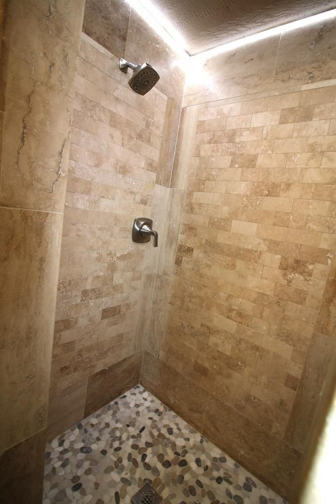 1061 O'Neil Rd_7.jpeg