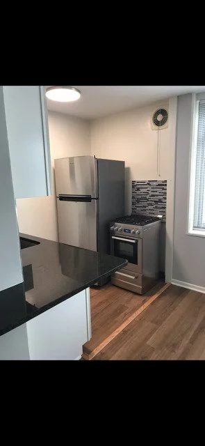 Claridge+606s+kitchen.jpeg