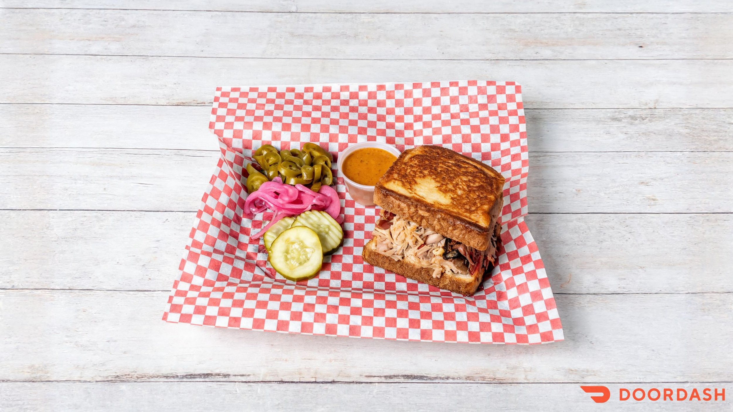 Pulled Pork Sandwich [16_9-1440x2560-watermarked] f1d.jpg