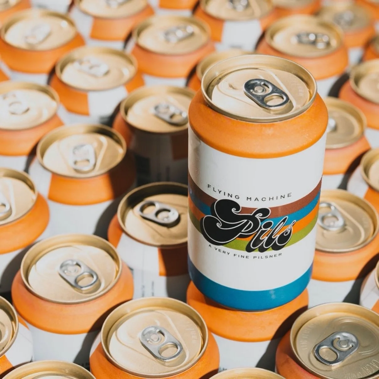 With the possibility of some winter weather hitting our area, be sure to stock up on your favorite Flying Machine beers at the taproom (in 4-packs, 6-packs, and 12-packs) or at your favorite retailers that carry our beer! 🍻🥶

#wilmingtonnc #wilming