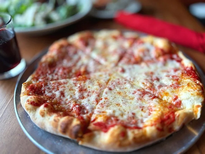 Best cheese pizza Milwaukee Transfer Pizzeria Harbor District, Walkers Point, Bay View full service patio outdoor seating