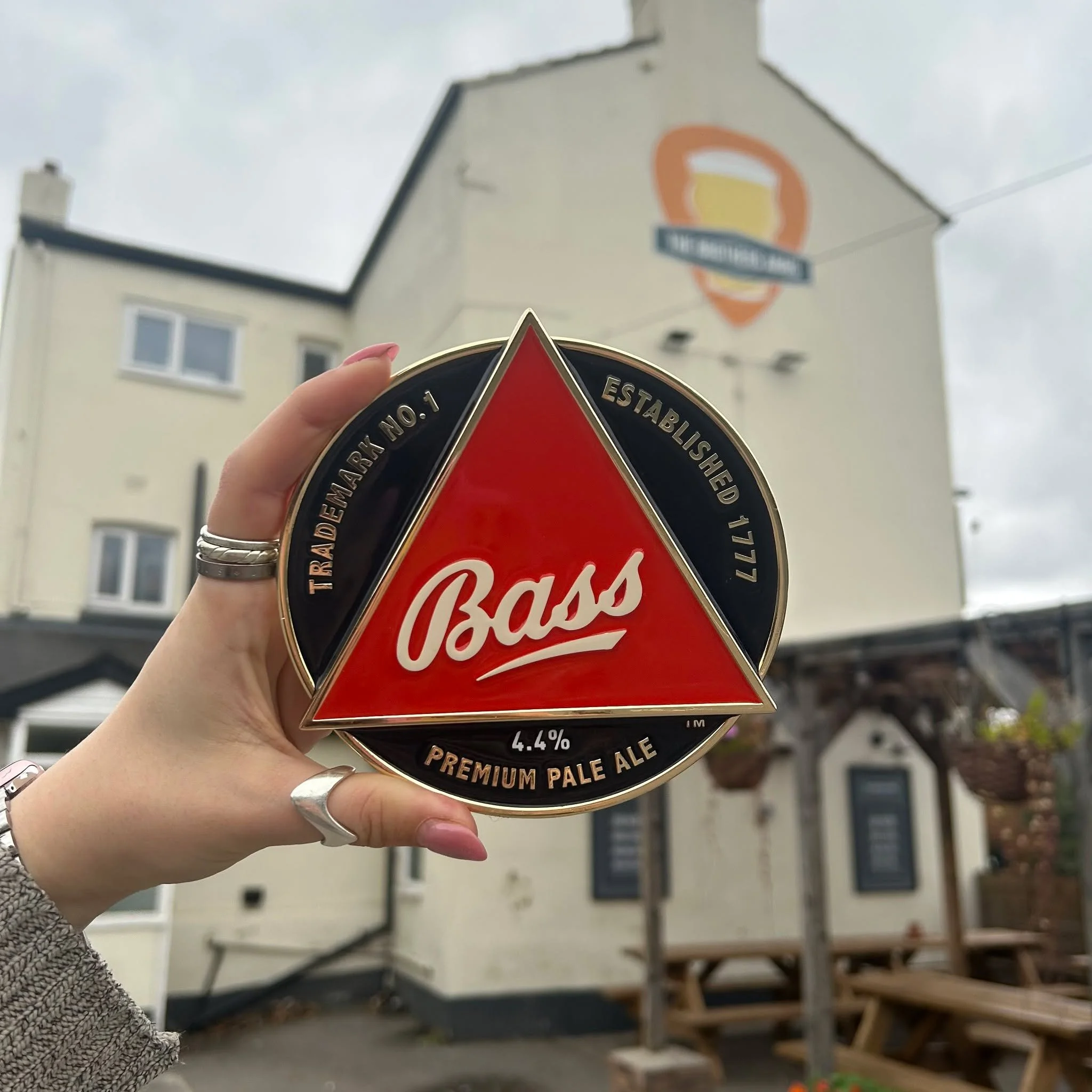We have a new permeant bitter on our cask line! Bass is brewed with two strains of traditional ale yeast to produce a complex, nutty, malty taste with subtle hop undertones and a beautiful chestnut hue. It&rsquo;s only &pound;3.80 and 4.4%, so come a