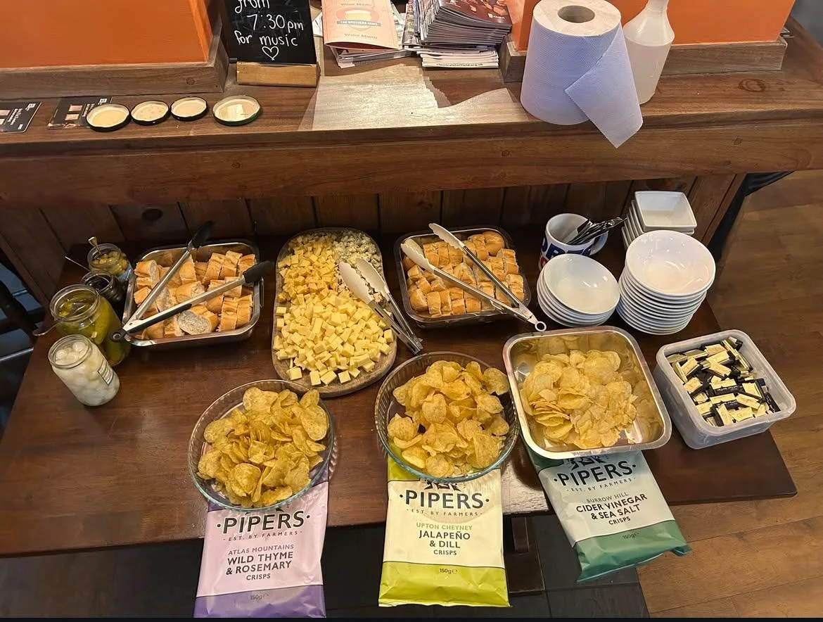 Our weekly quiz is back this evening! Come down and test your general knowledge and win some prizes! It kicks off at 8pm and it&rsquo;s only &pound;1 per team to enter so get away from the cold and give it a go!