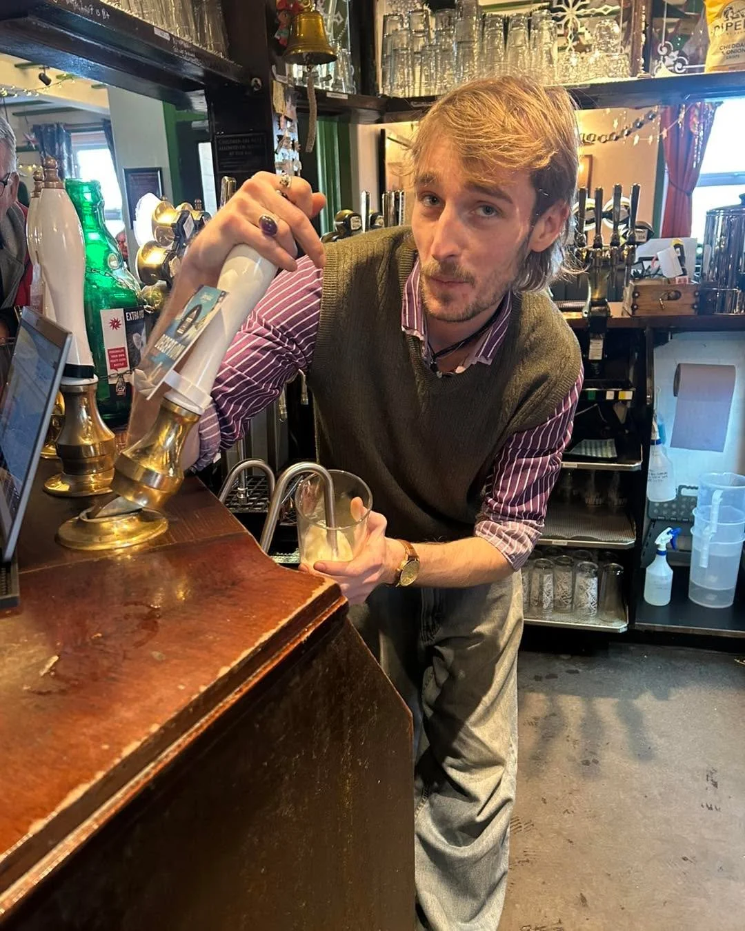 It&rsquo;s the last Friday before Christmas, let&rsquo;s have a look what&rsquo;s on the lines!

First up from Welbeck Abbey Brewery we have Red Feather. A robust 3.9% auburn ale. Plenty of crystal malt gives this beer a rich colour and combination o