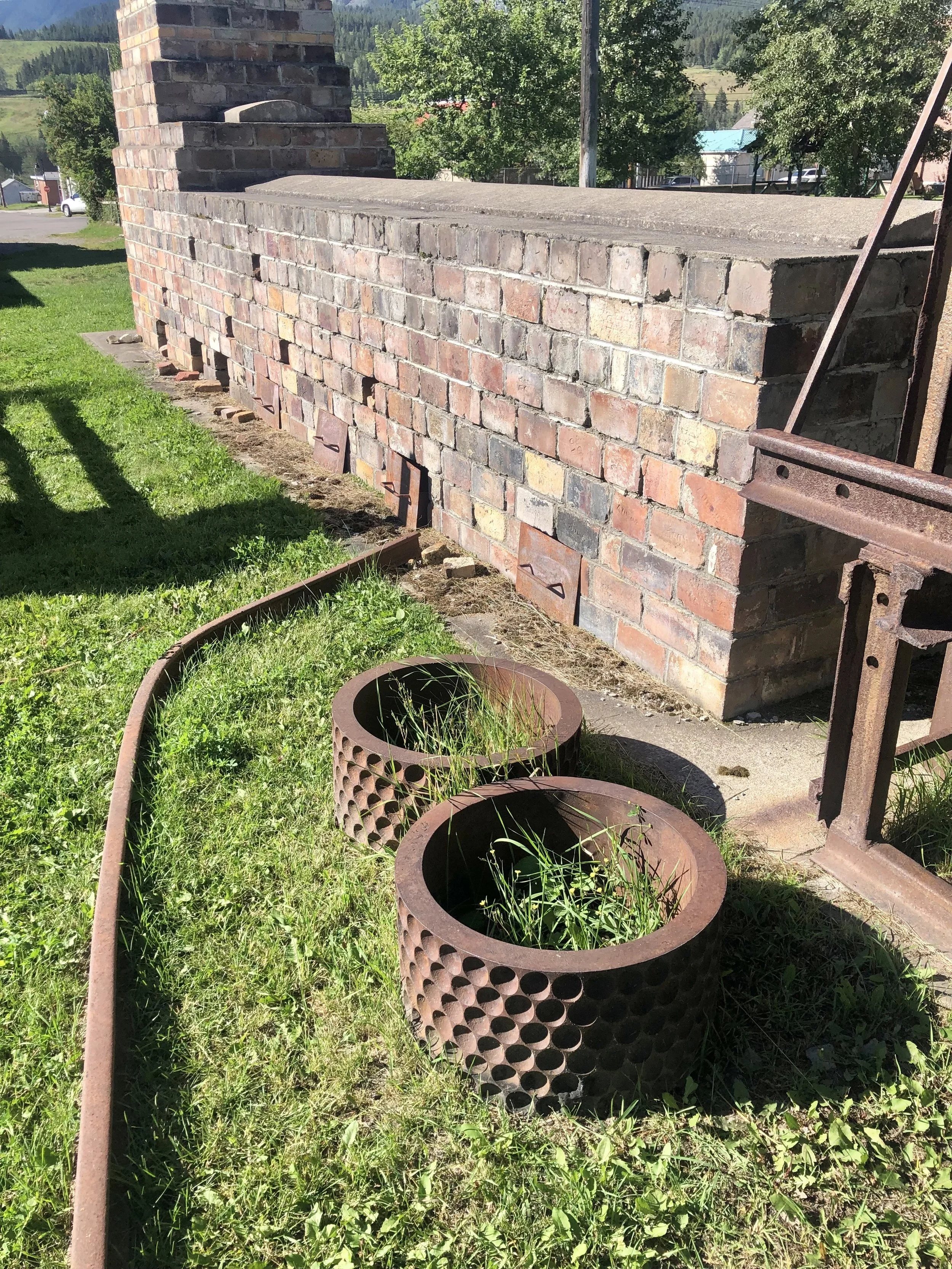 Museum rail bender made from Lille bricks