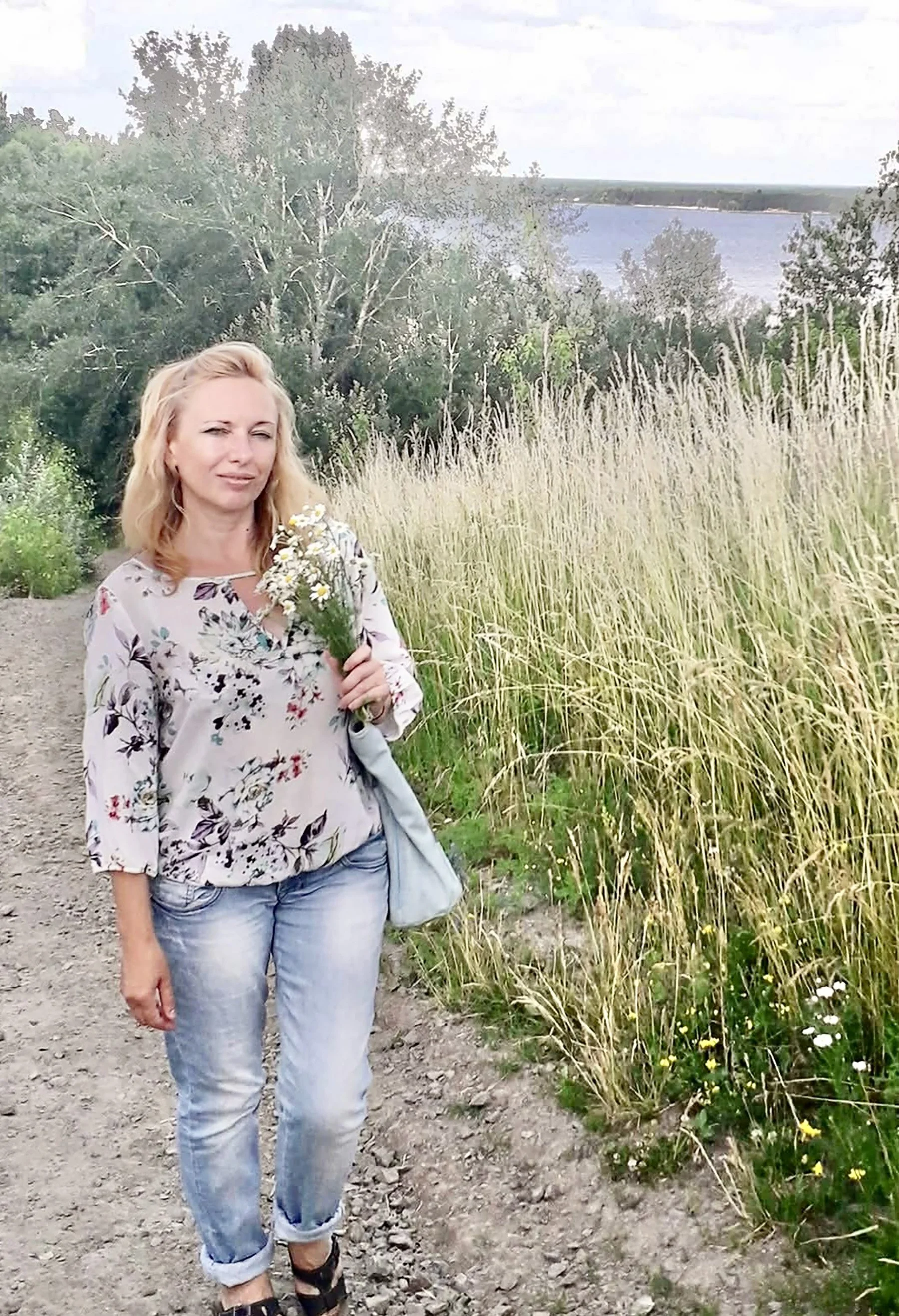 Women and Spring as Symbols of Renaissance and Peace