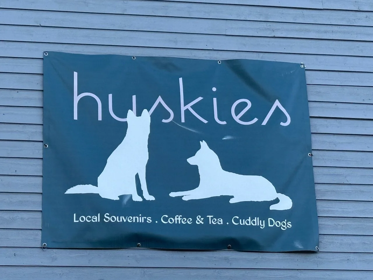 Yes we stopped for a drink at a husky cafe.