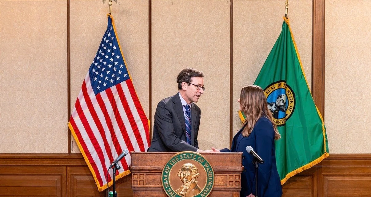 Washington State Contract Lobbyist Abbey Smelcer Shakes Hands with Governor Ferguson in Olympia.
