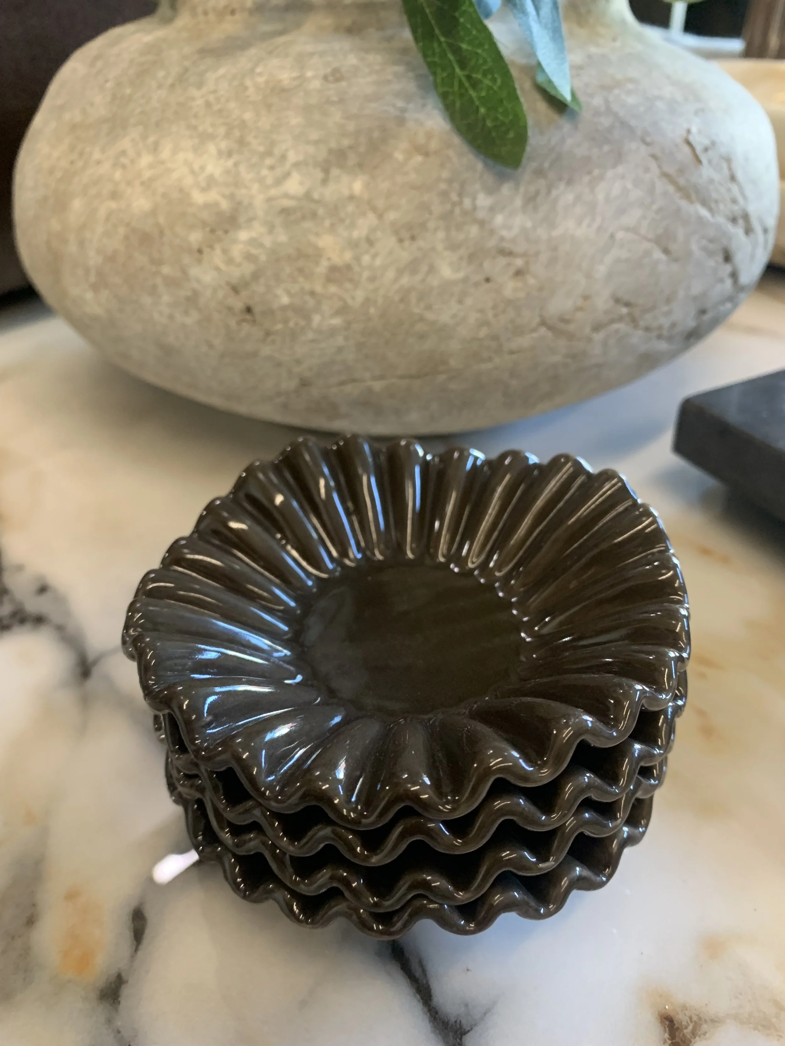 Scalloped Ceramic  Bowl - Dark Brown