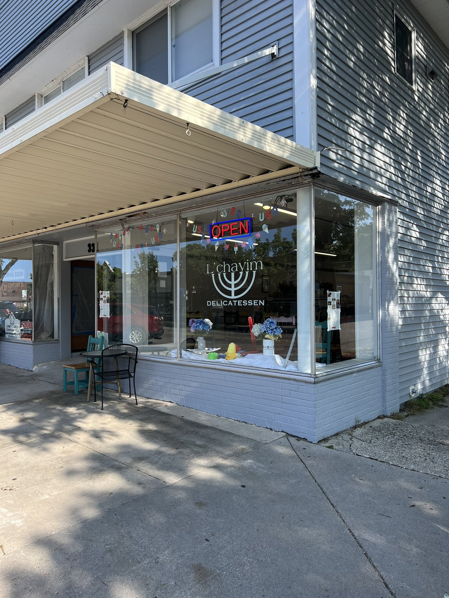 L'chayim Delicatessen