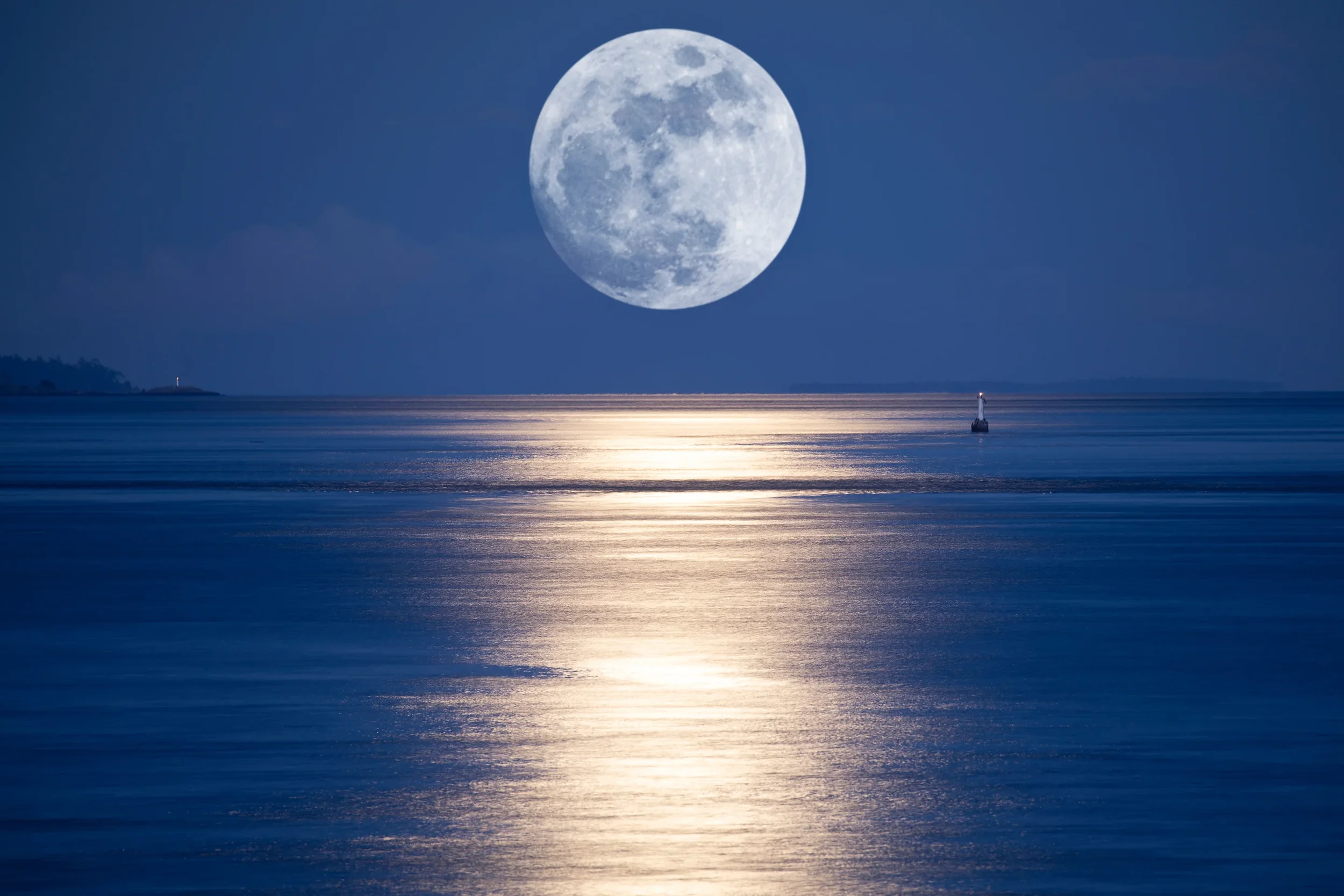 Looking to the Moon