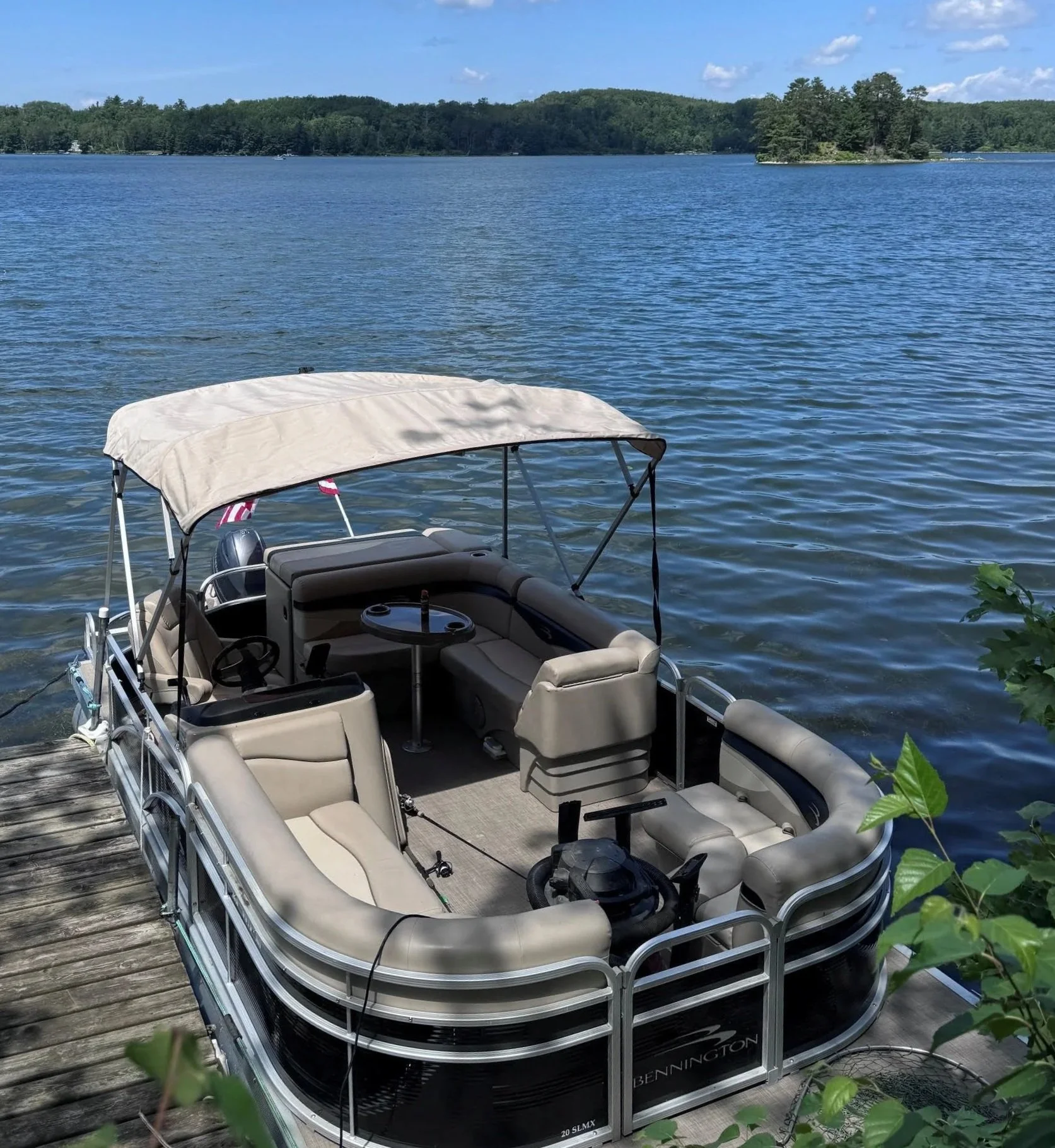 16bennington20sx_1.jpg