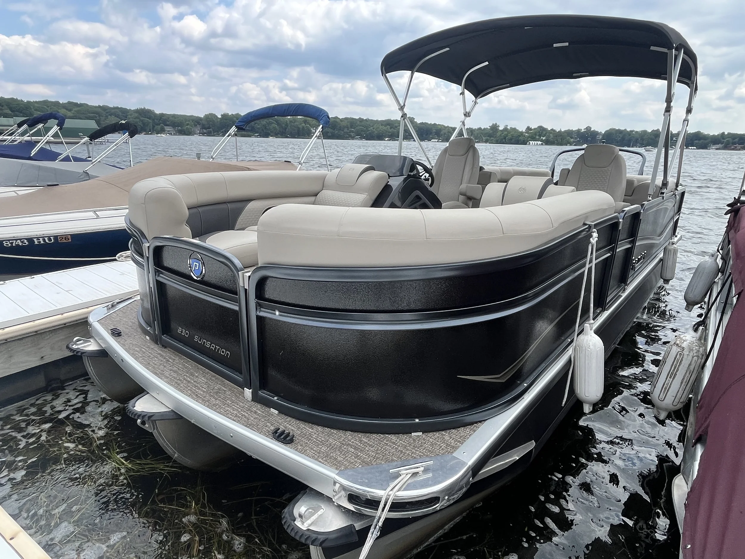 2020 Premier 230 SunSation RF 23'