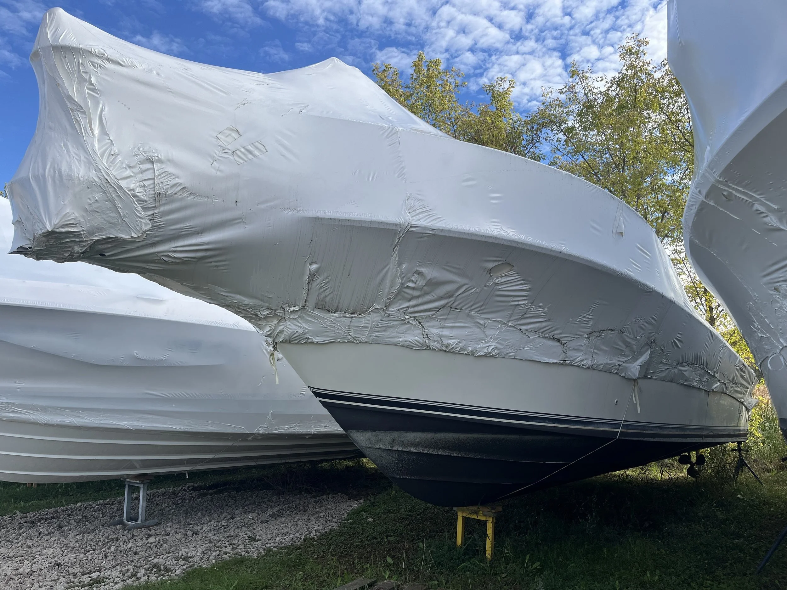 1993 Sea Ray 310 Amberjack - Slip Option